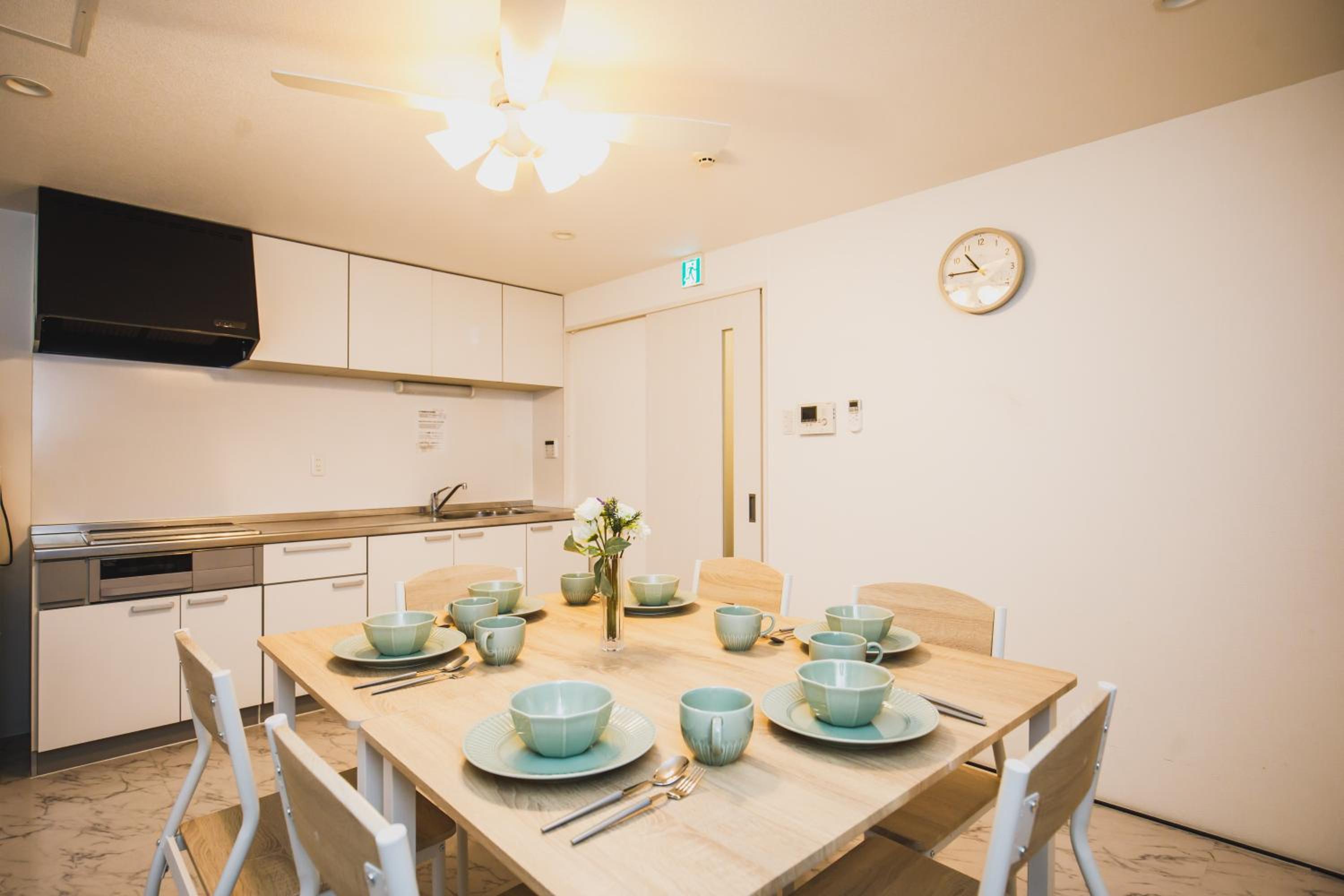 R Residence 天下茶屋 IV