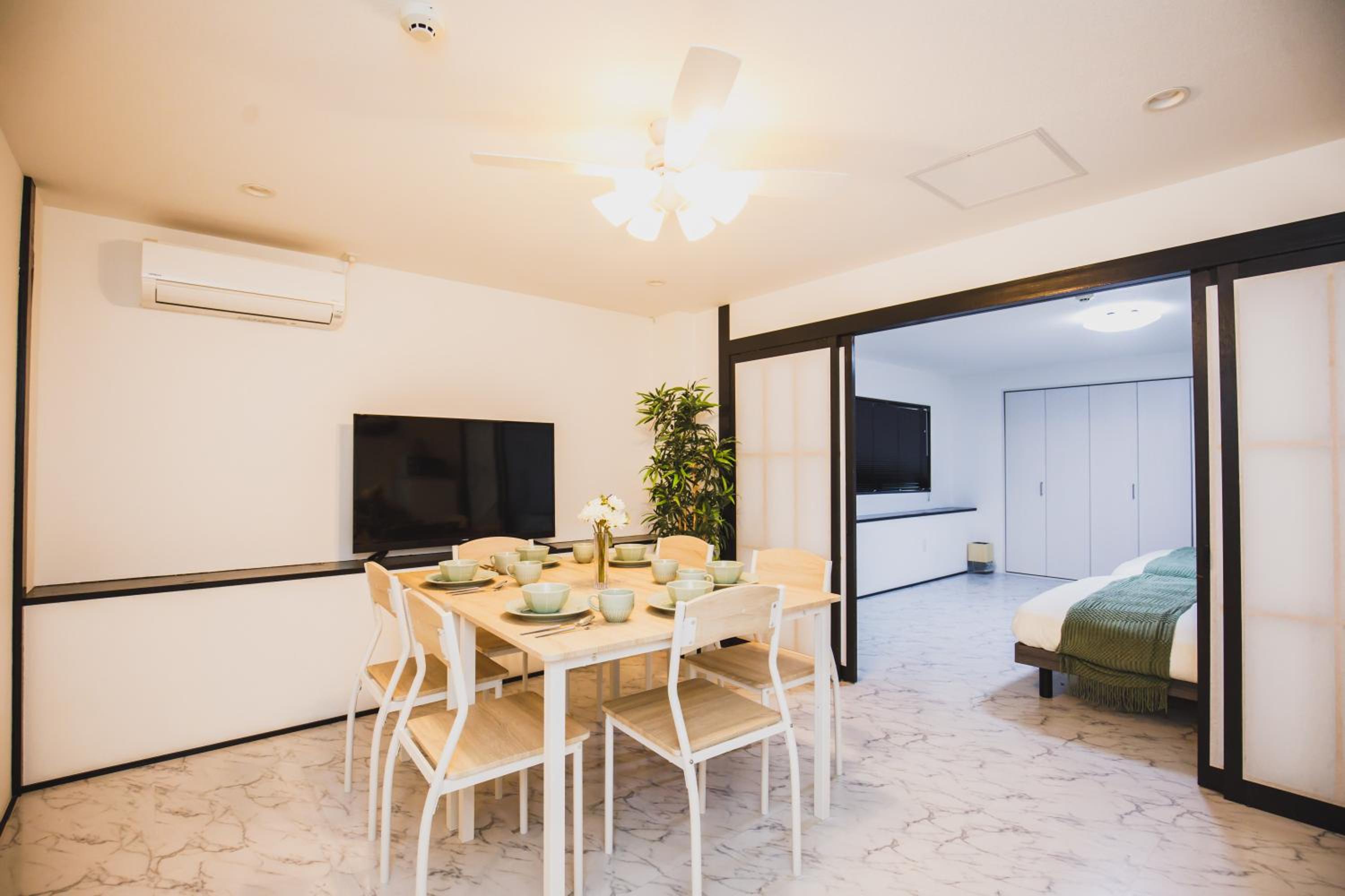 R Residence 天下茶屋 IV