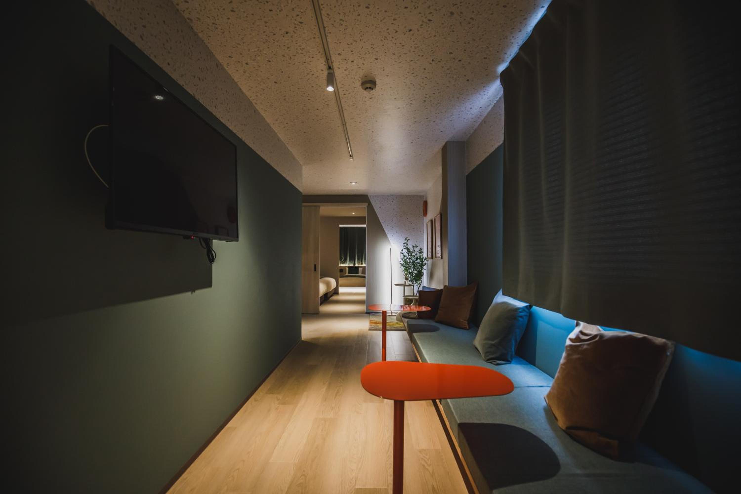 R Residence 天下茶屋 IV