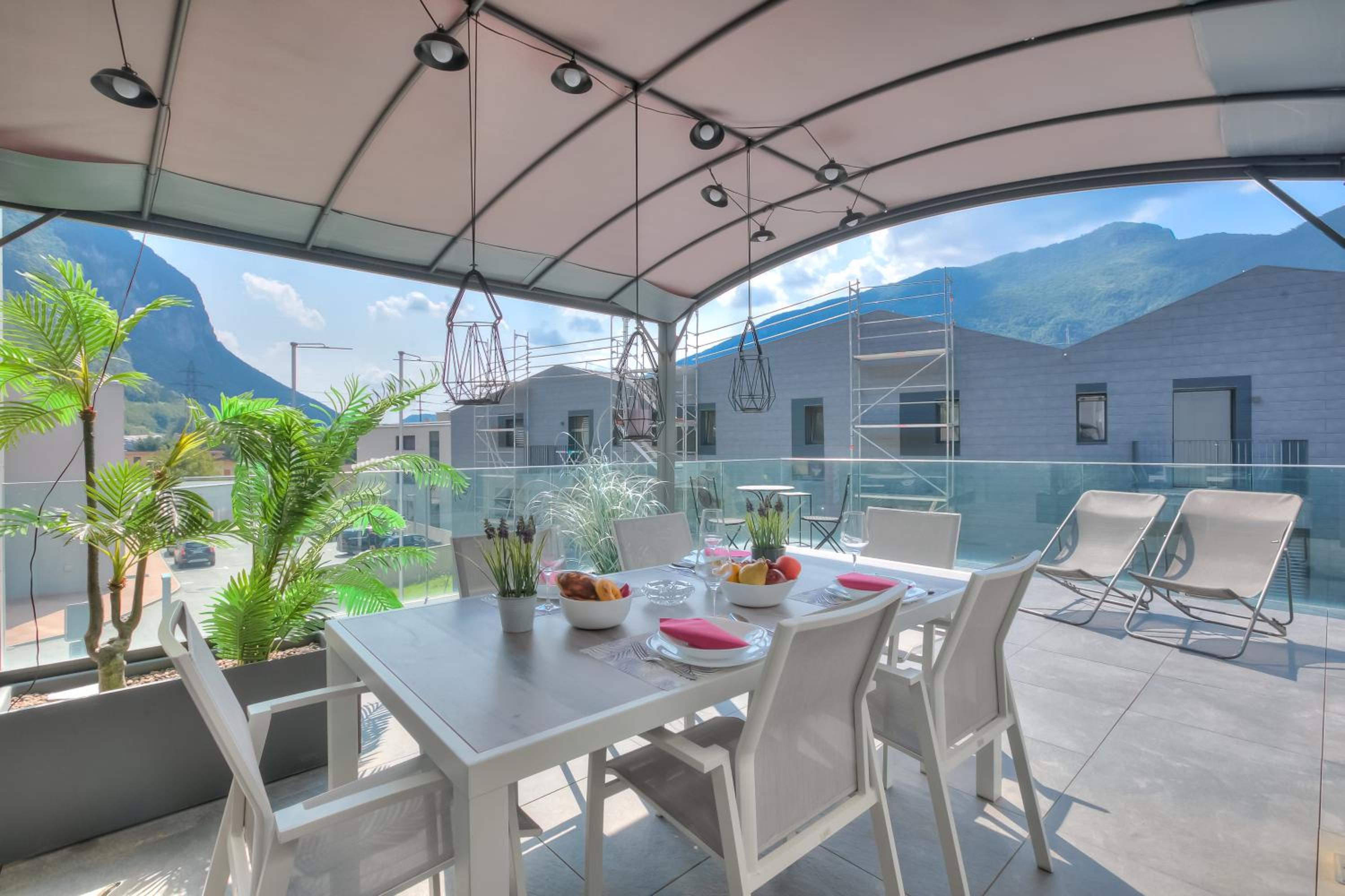 Melano Lab Park Apartments - Happy Rentals