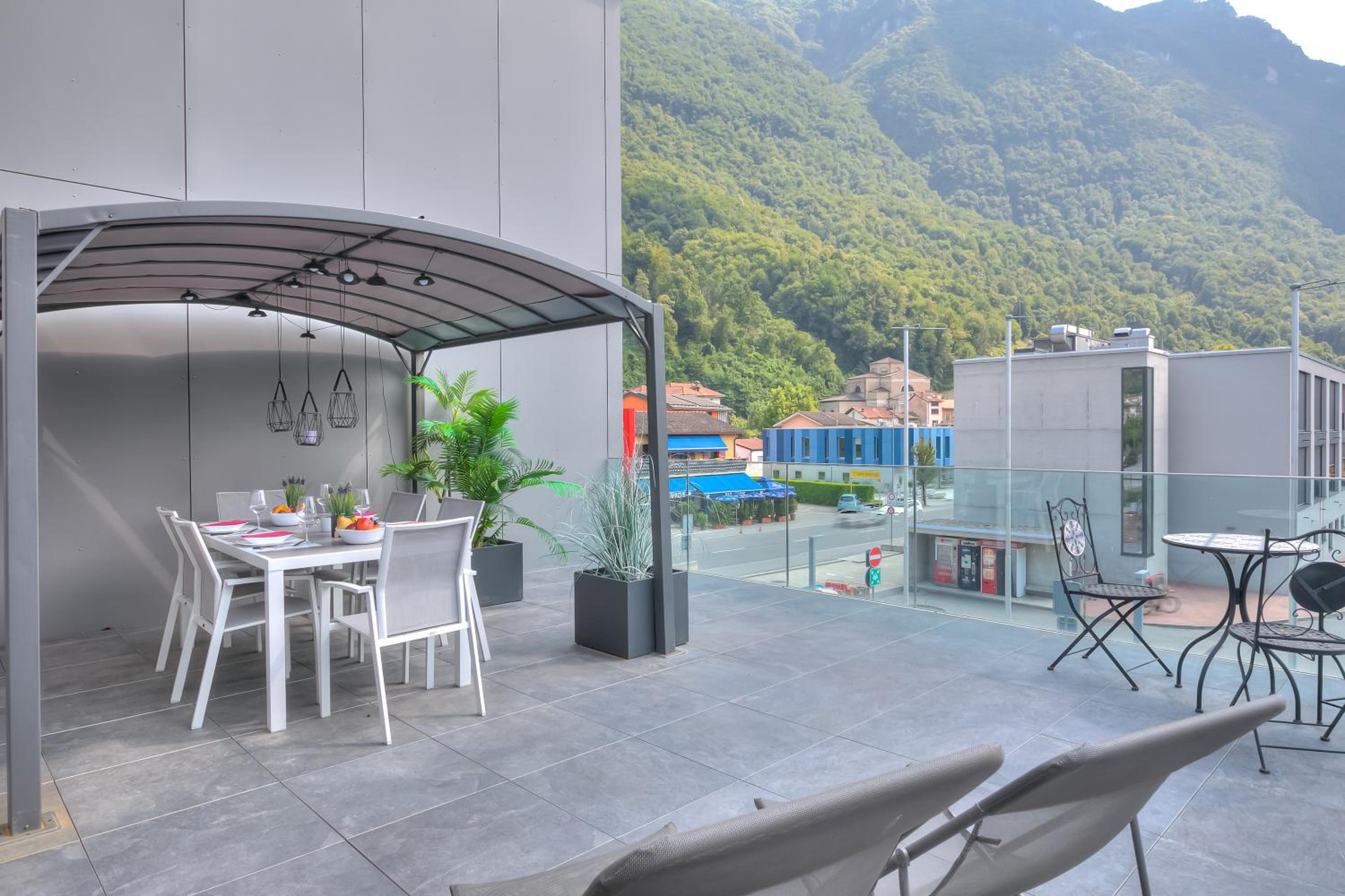 Melano Lab Park Apartments - Happy Rentals