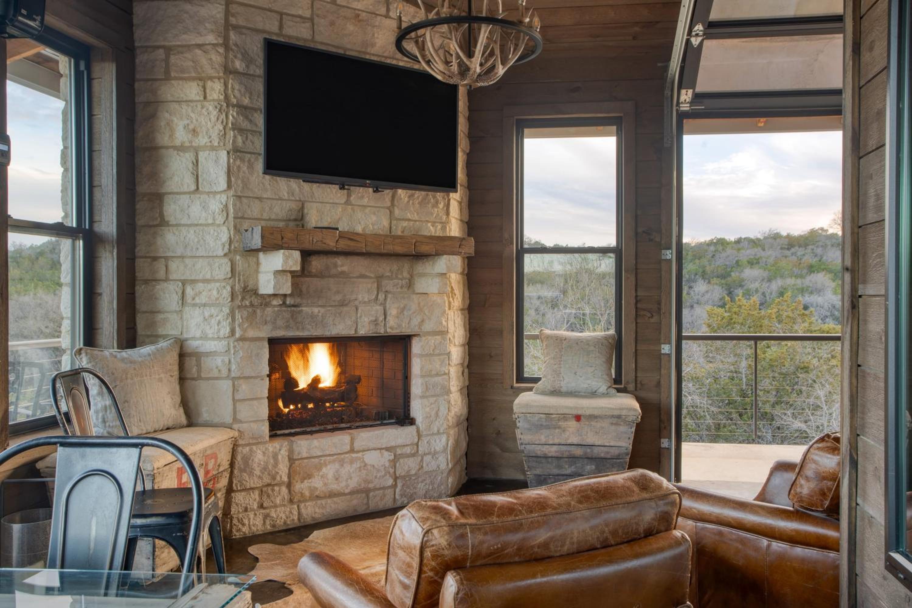 Sotol by AvantStay Direct River Access Views