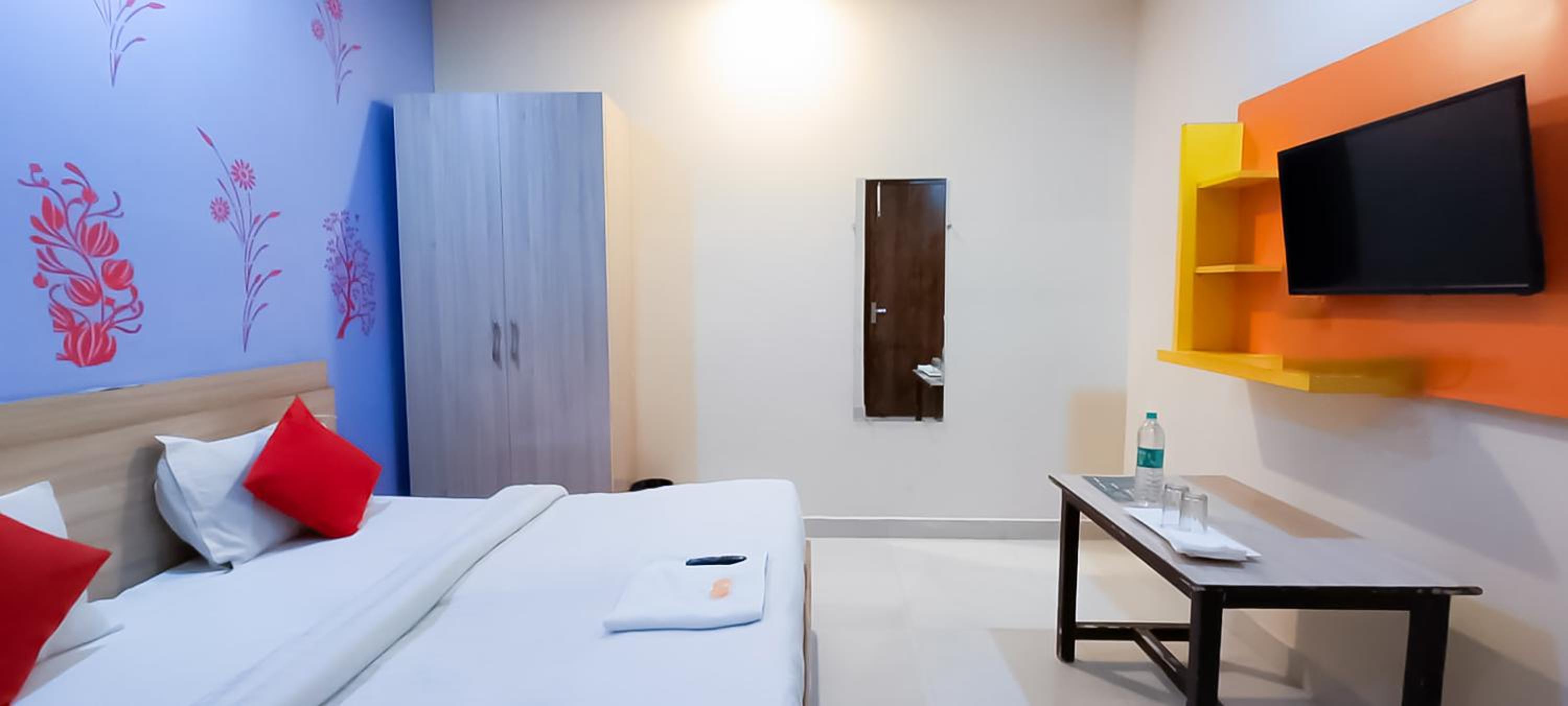 Hotel Rose - Sector 9 Dwarka view 5