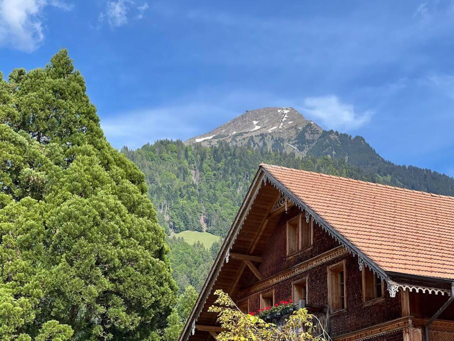 Hidden Retreats 1466 Edition