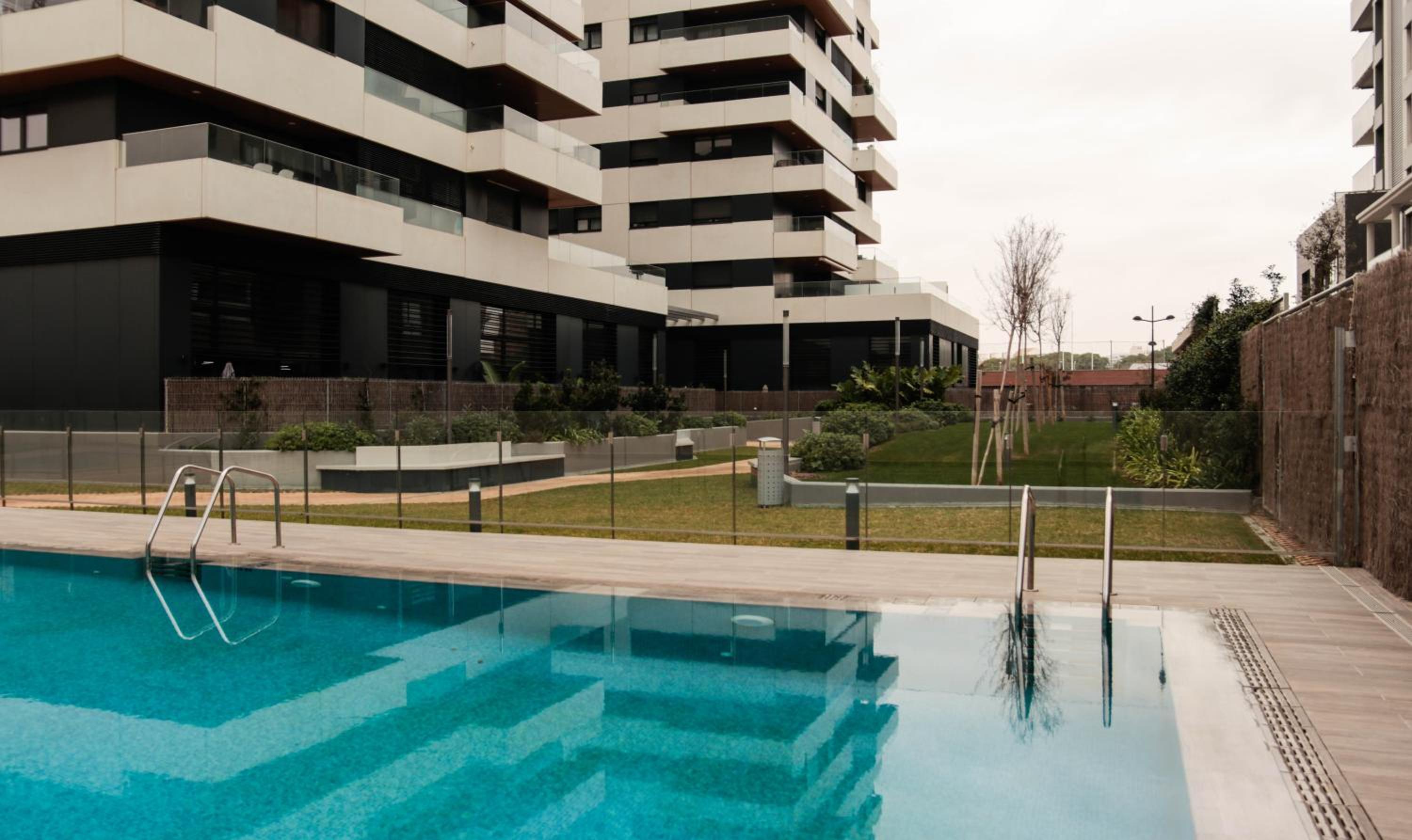Espectacular Loft Piscina y Terraza - Roig Arena - Las Ciencias - Ruzafa - Valencia Centro
