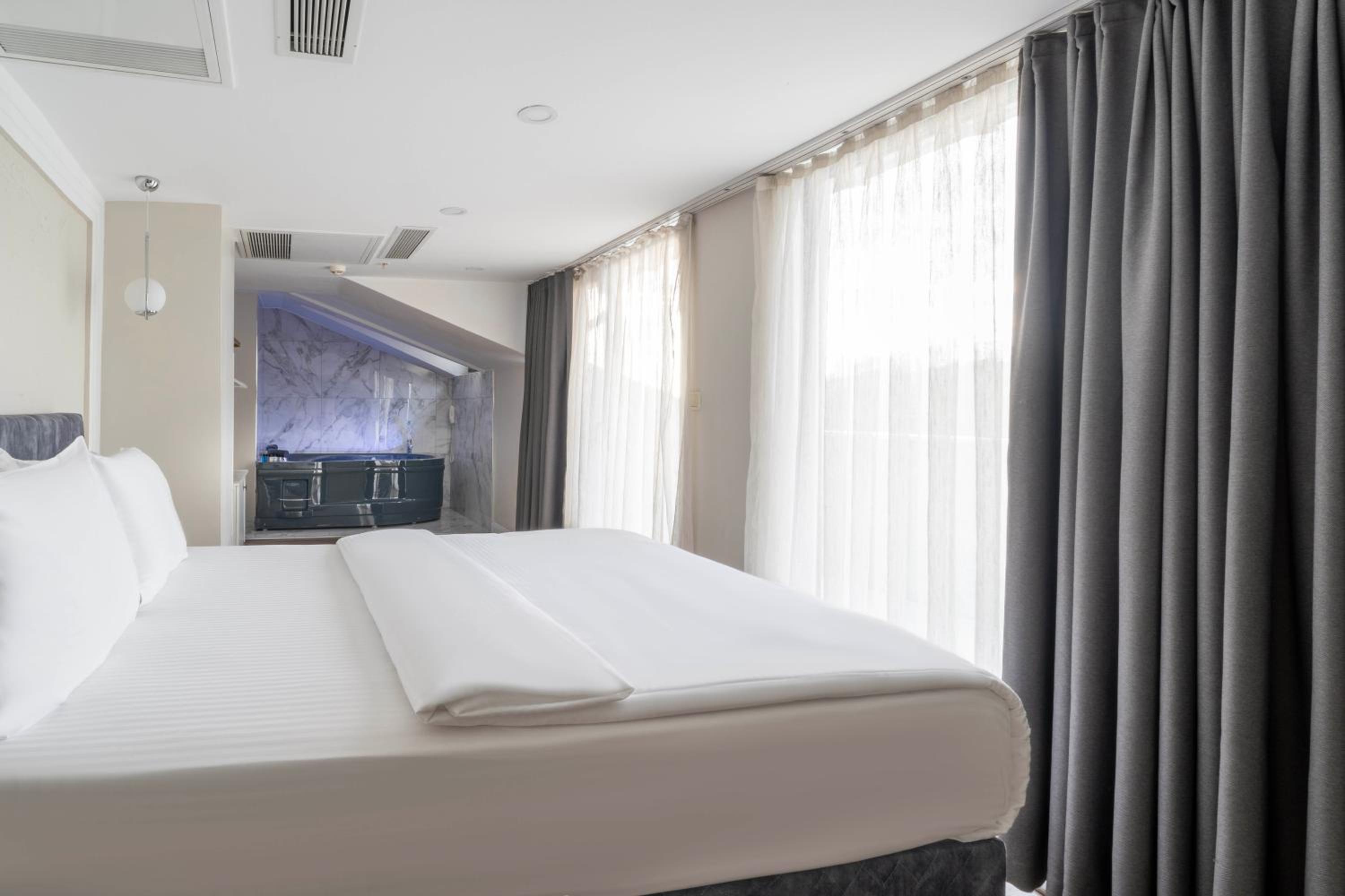 Actuel Life Hotel