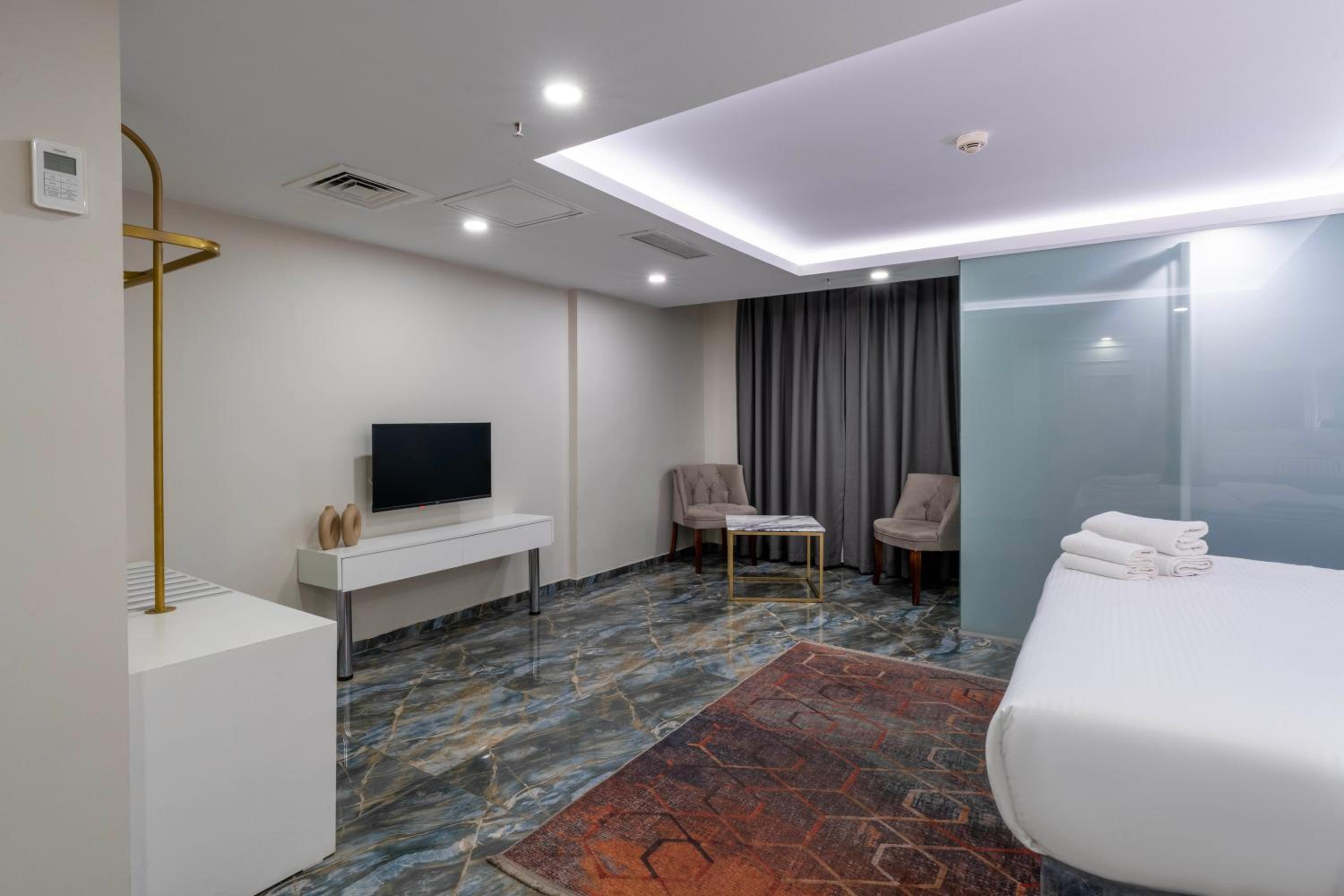 Actuel Life Hotel