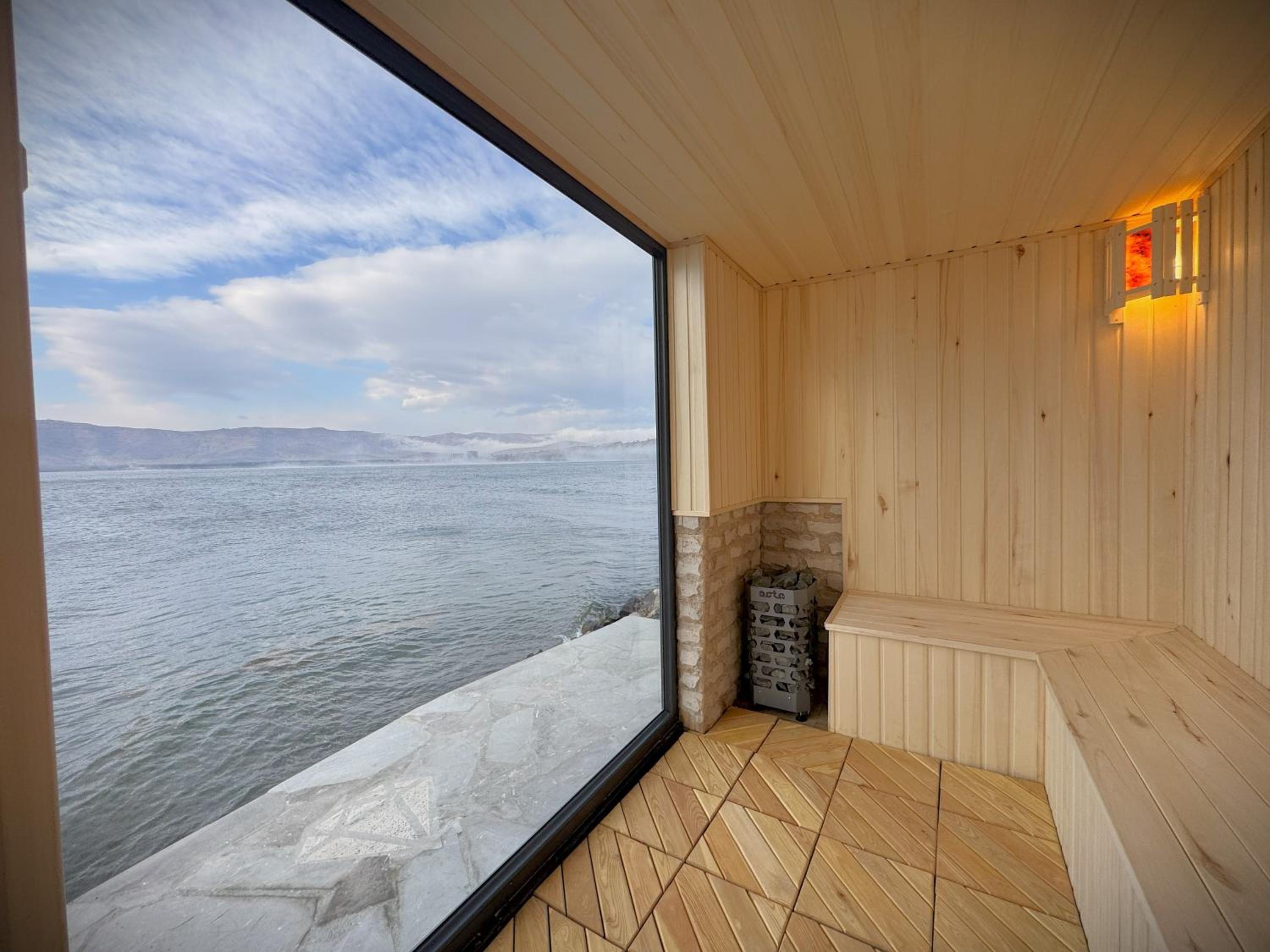 Selmidis Diamond - Luxury View Cottage & Sauna