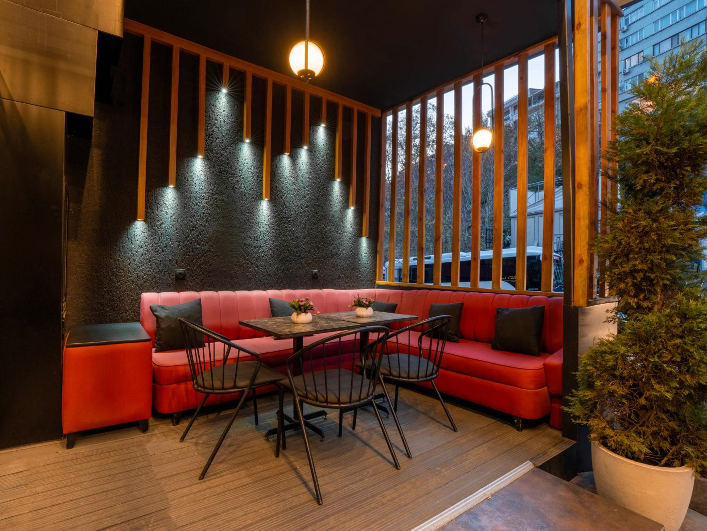 Actuel Life Hotel