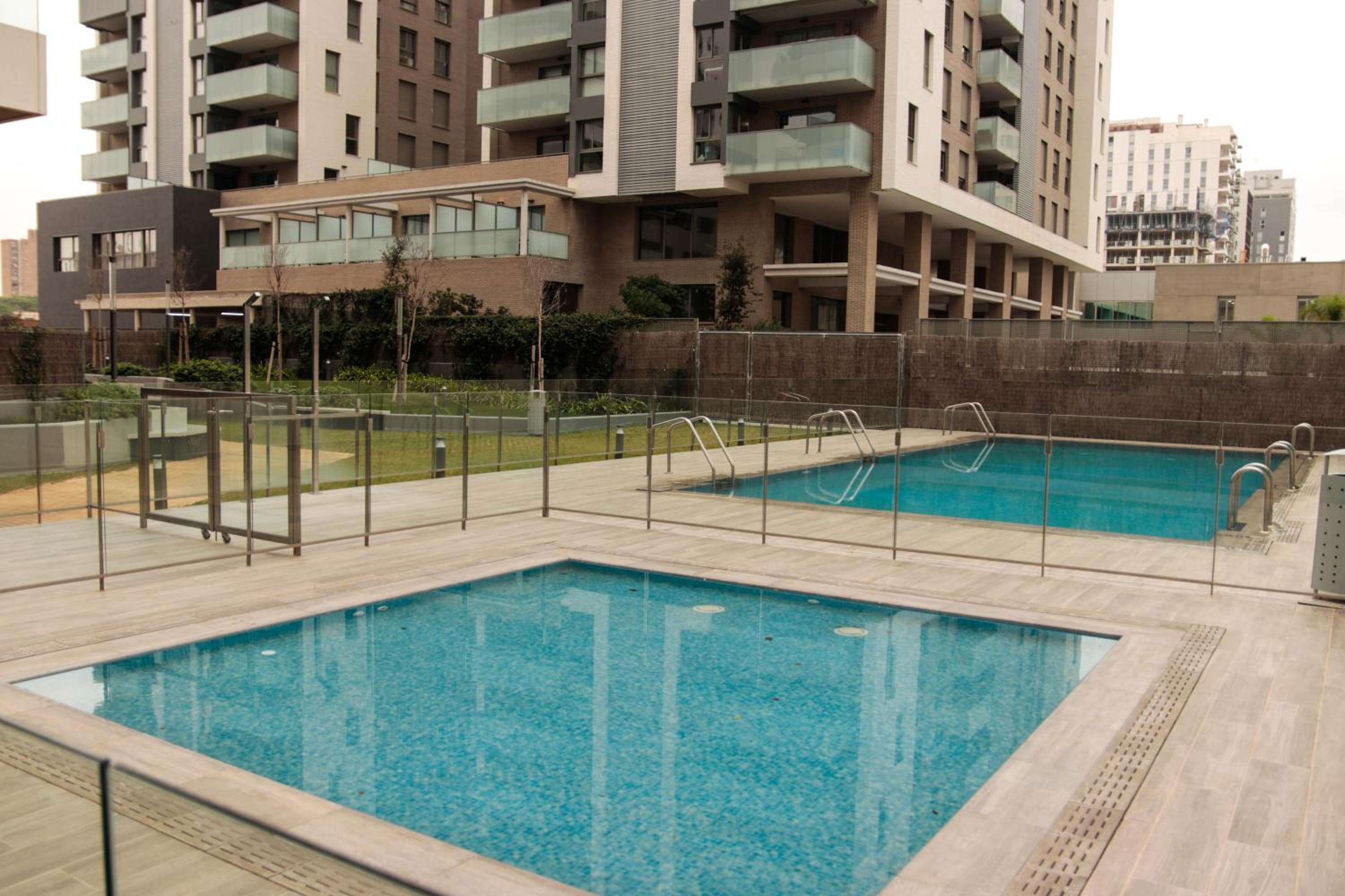Espectacular Loft Piscina y Terraza - Roig Arena - Las Ciencias - Ruzafa - Valencia Centro