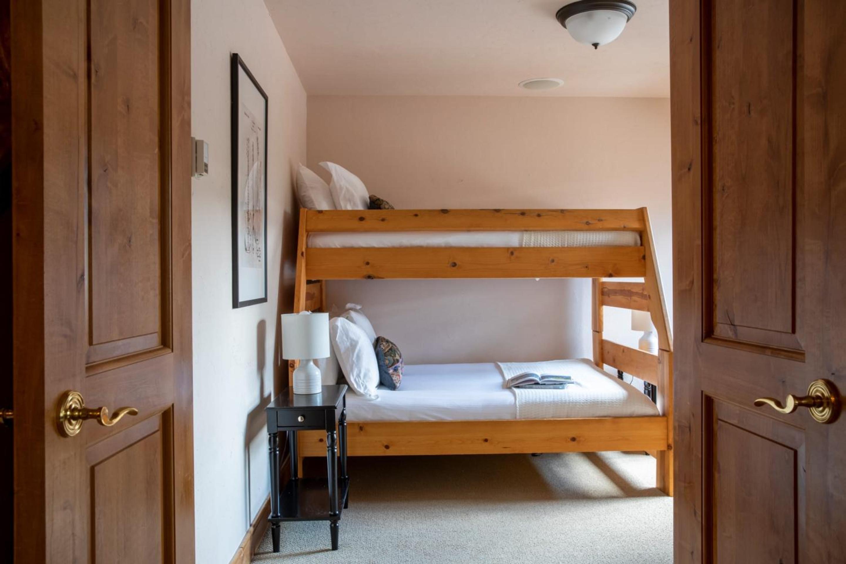 Zendo by AvantStay Serene Mountain Abode w Hot Tub Views