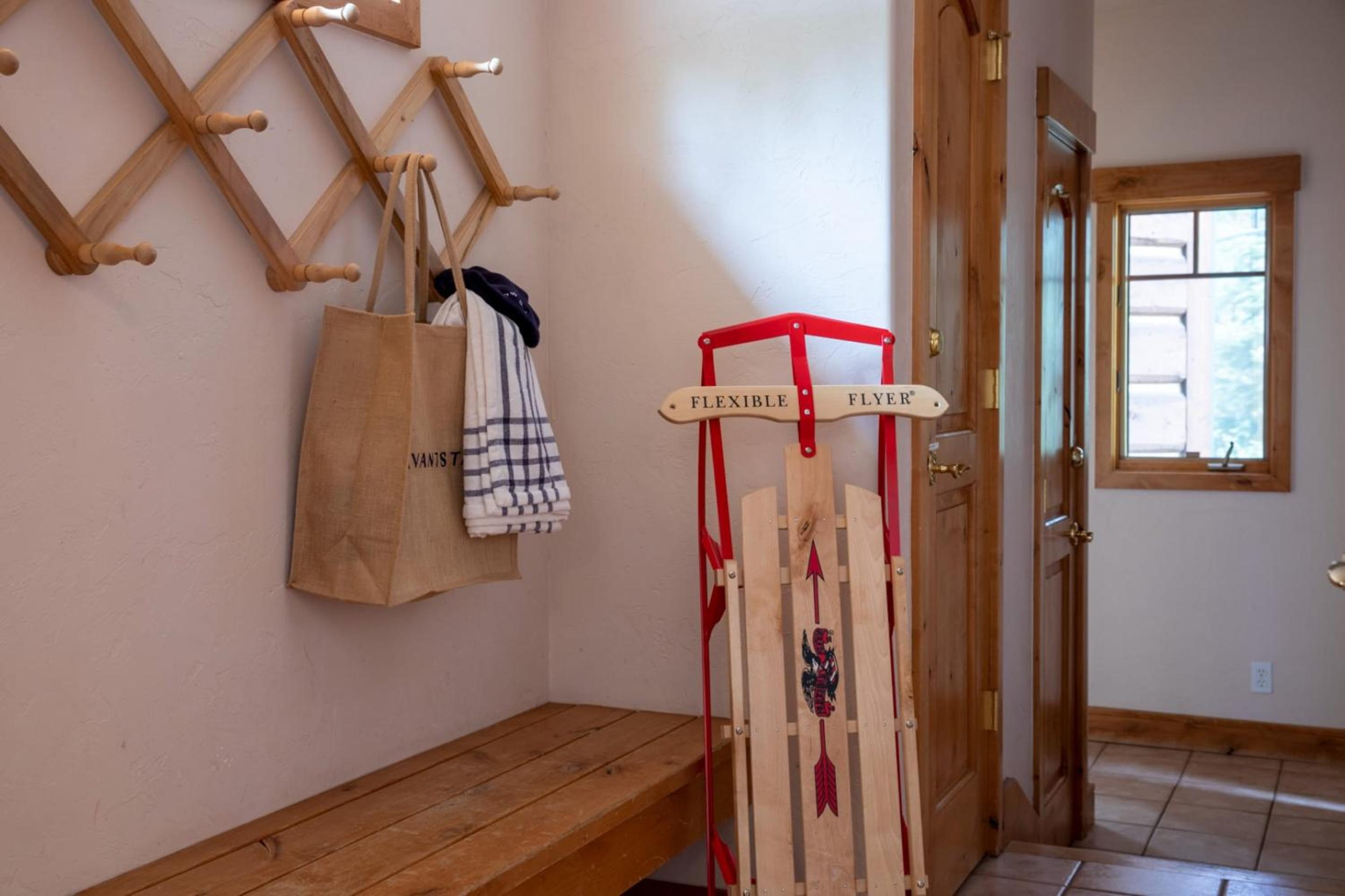 Zendo by AvantStay Serene Mountain Abode w Hot Tub Views