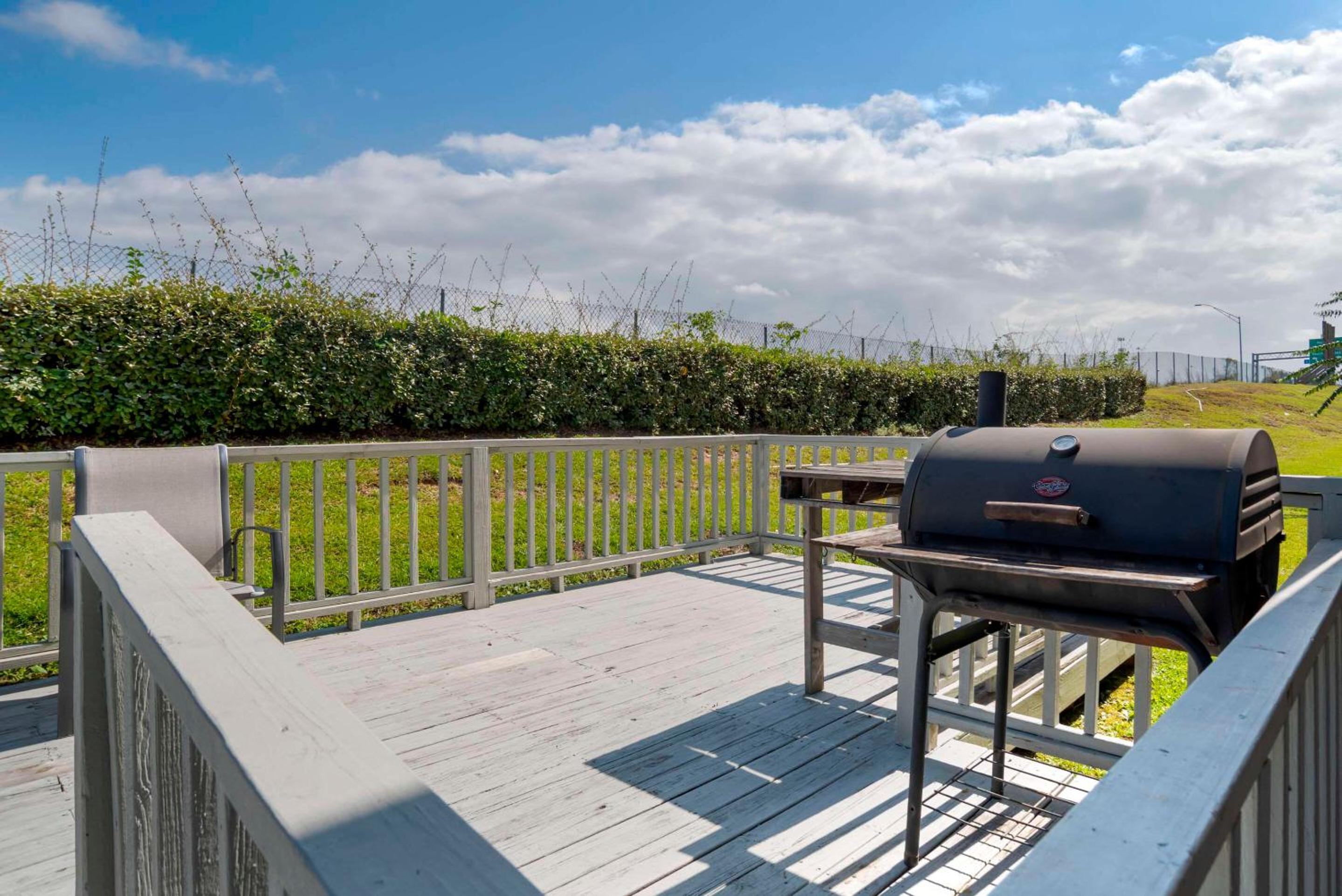 Hattiesburg Vacations - Comfort Suites Hattiesburg - Property Image 12