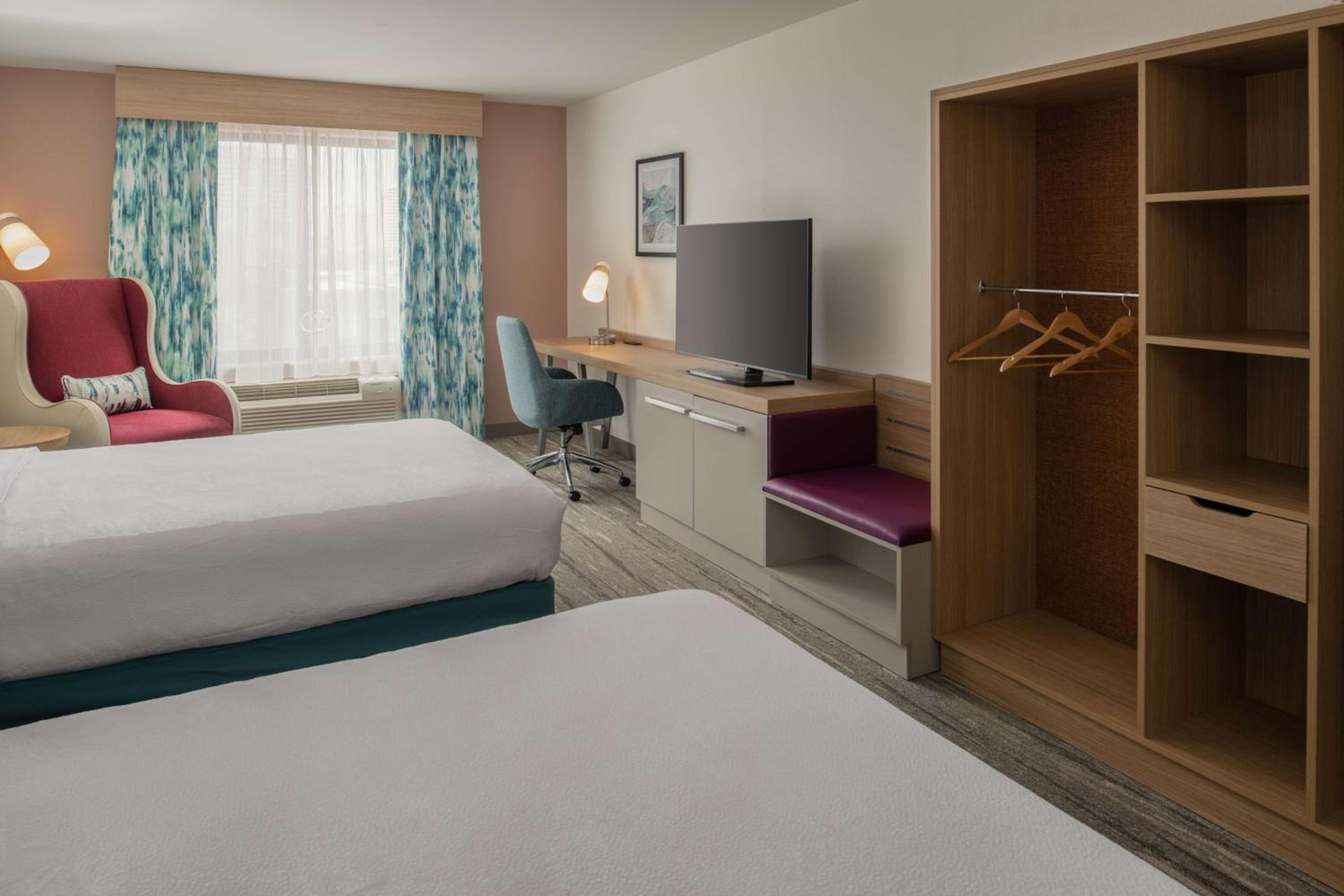Hilton Garden Inn Tacoma Downtown - Property Image 7