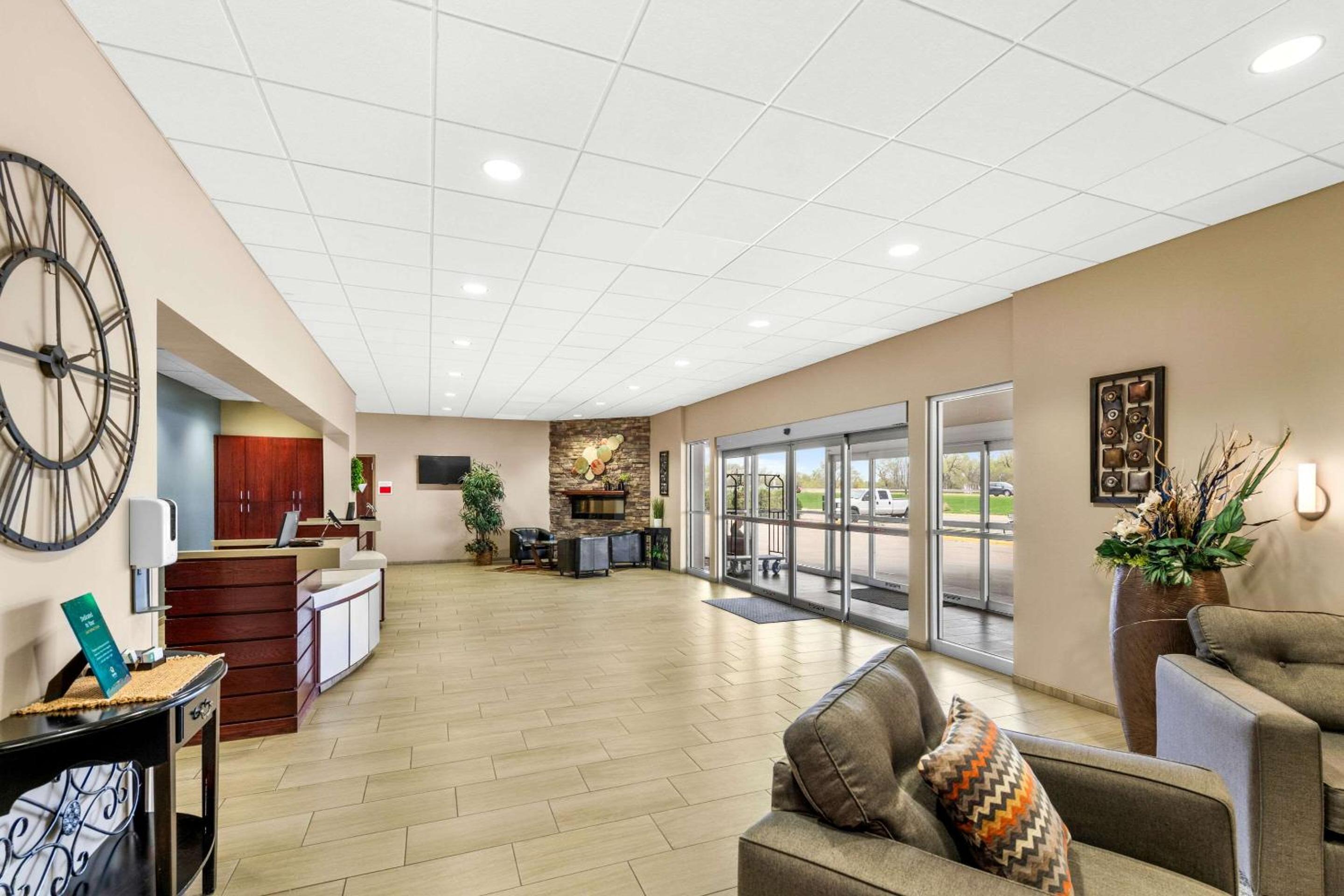 Quality Inn & Suites Columbus view 5