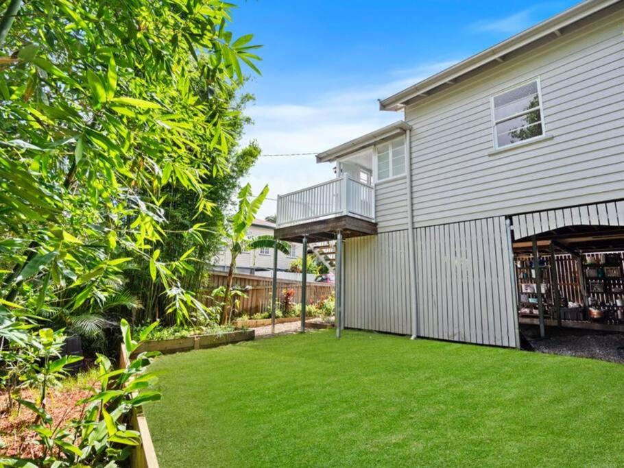 Colossal Home 6 Min to CBD