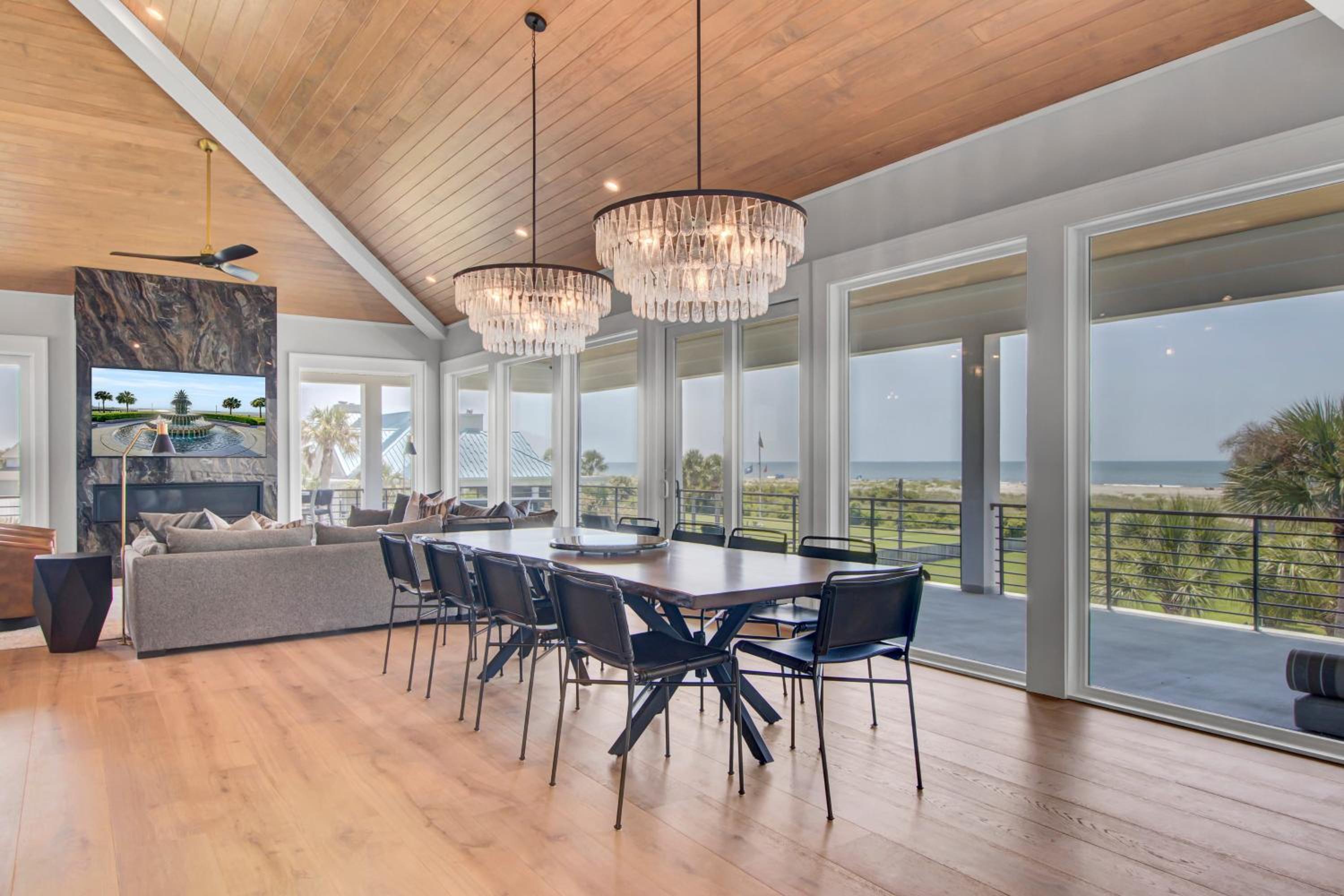 3 47th Avenue by AvantStay Oceanfront Private Pool View