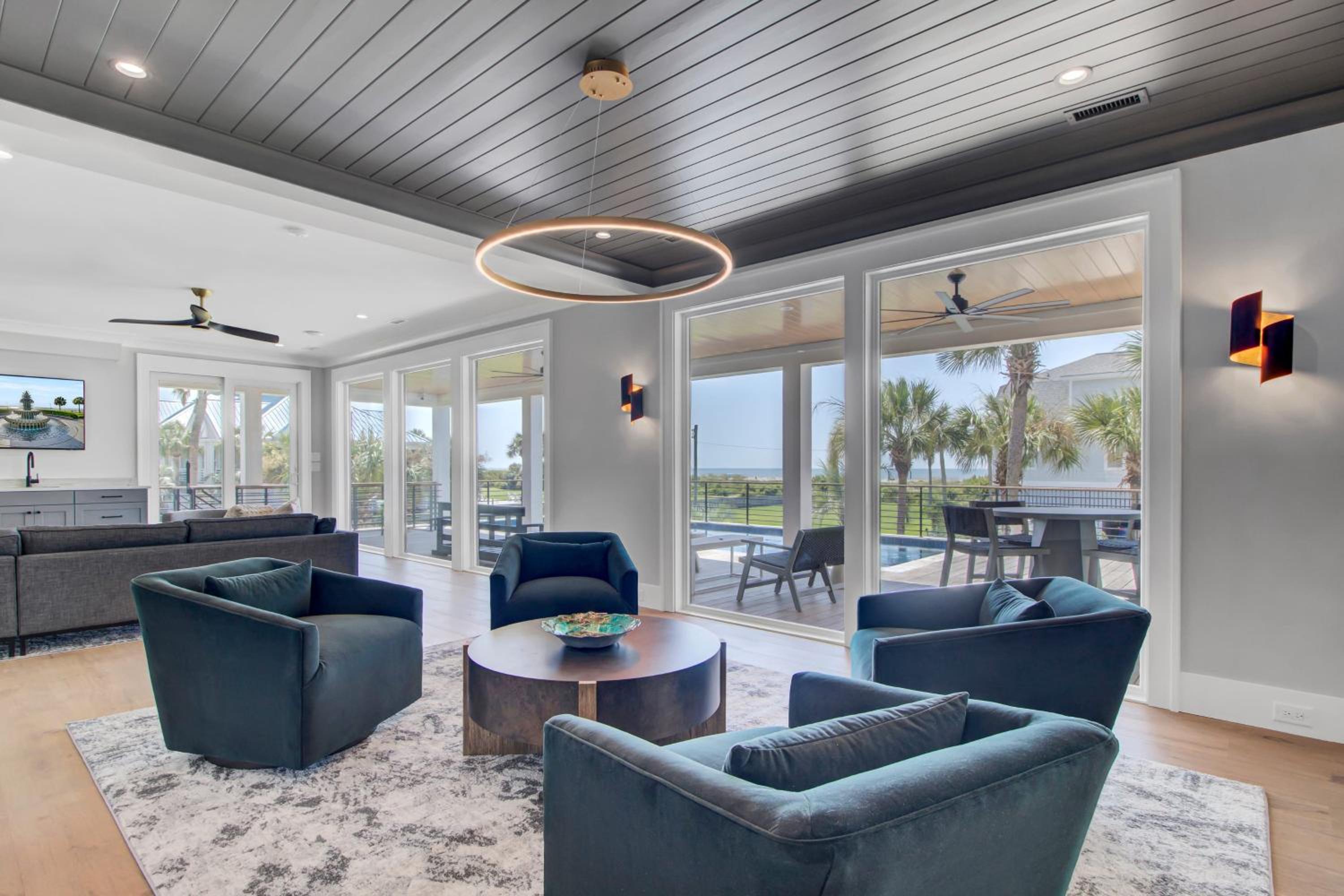 3 47th Avenue by AvantStay Oceanfront Private Pool View