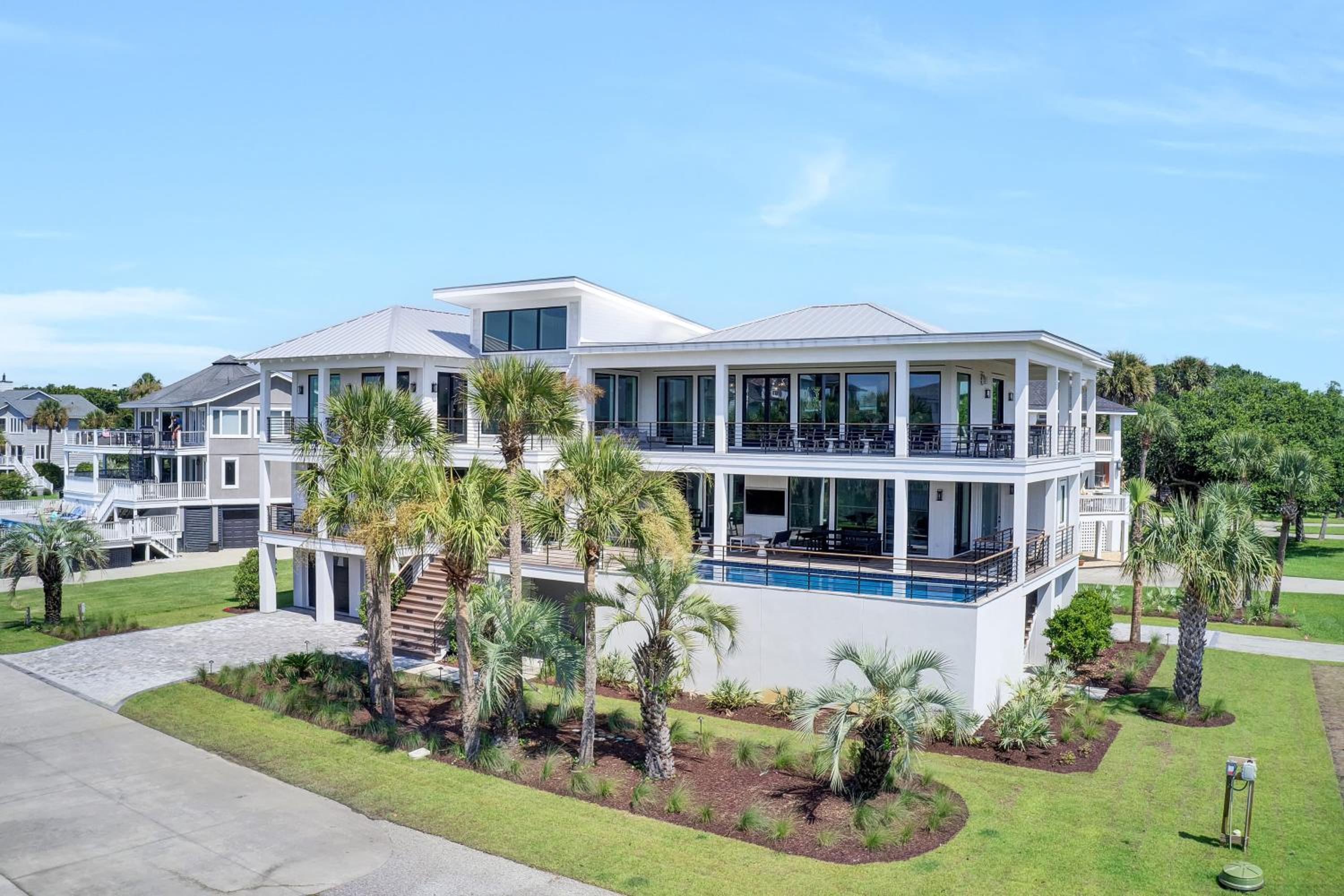 3 47th Avenue by AvantStay Oceanfront Private Pool View