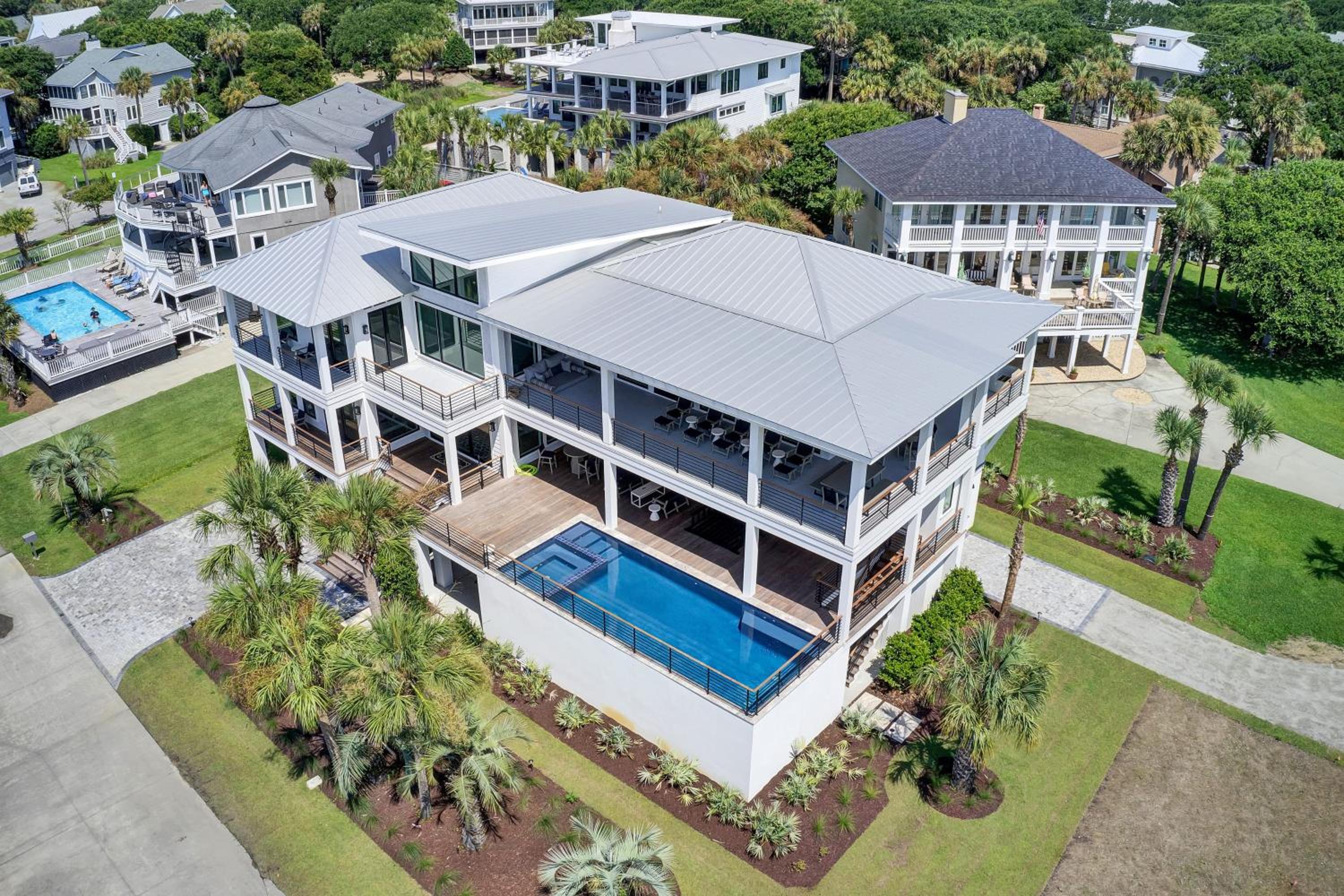 3 47th Avenue by AvantStay Oceanfront Private Pool View