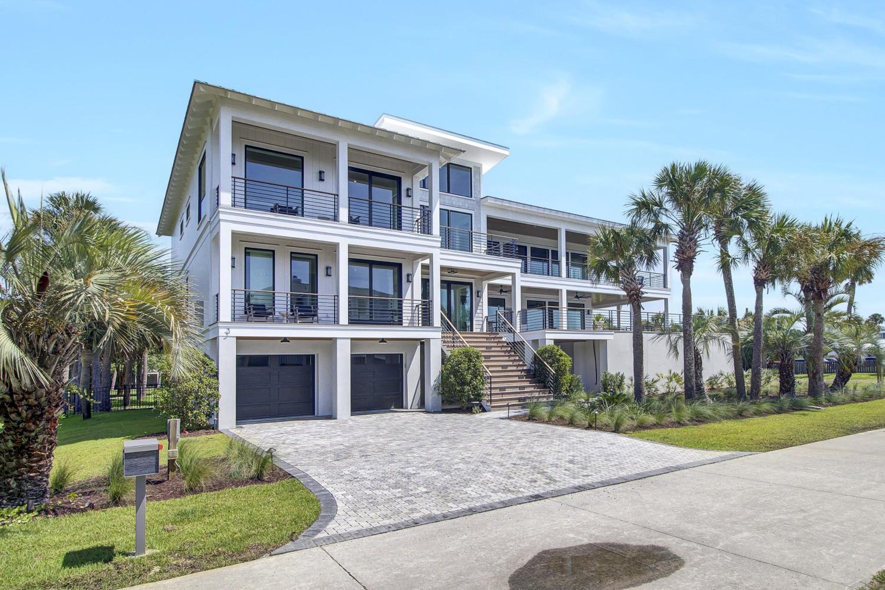 3 47th Avenue by AvantStay Oceanfront Private Pool View