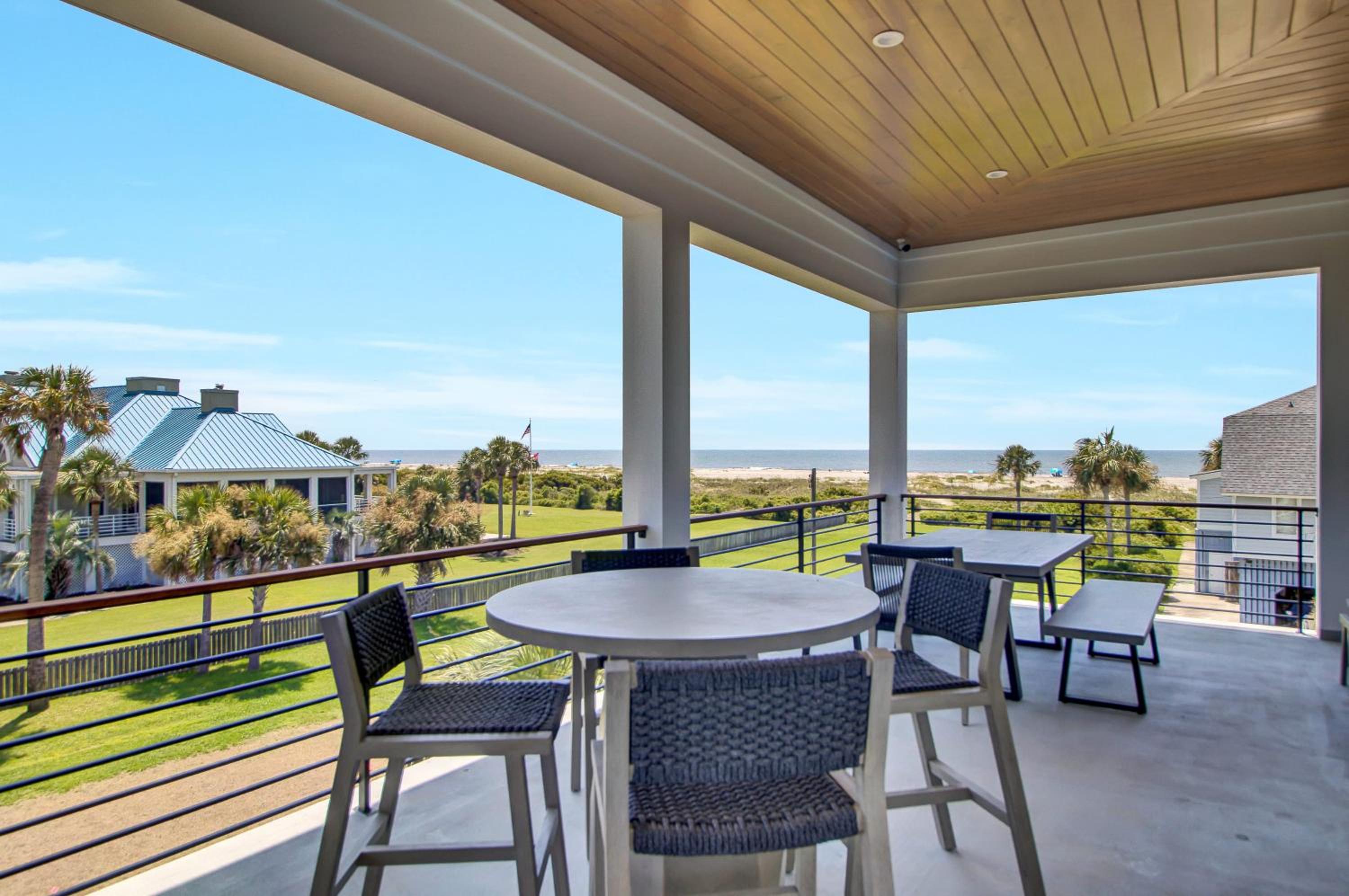 3 47th Avenue by AvantStay Oceanfront Private Pool View