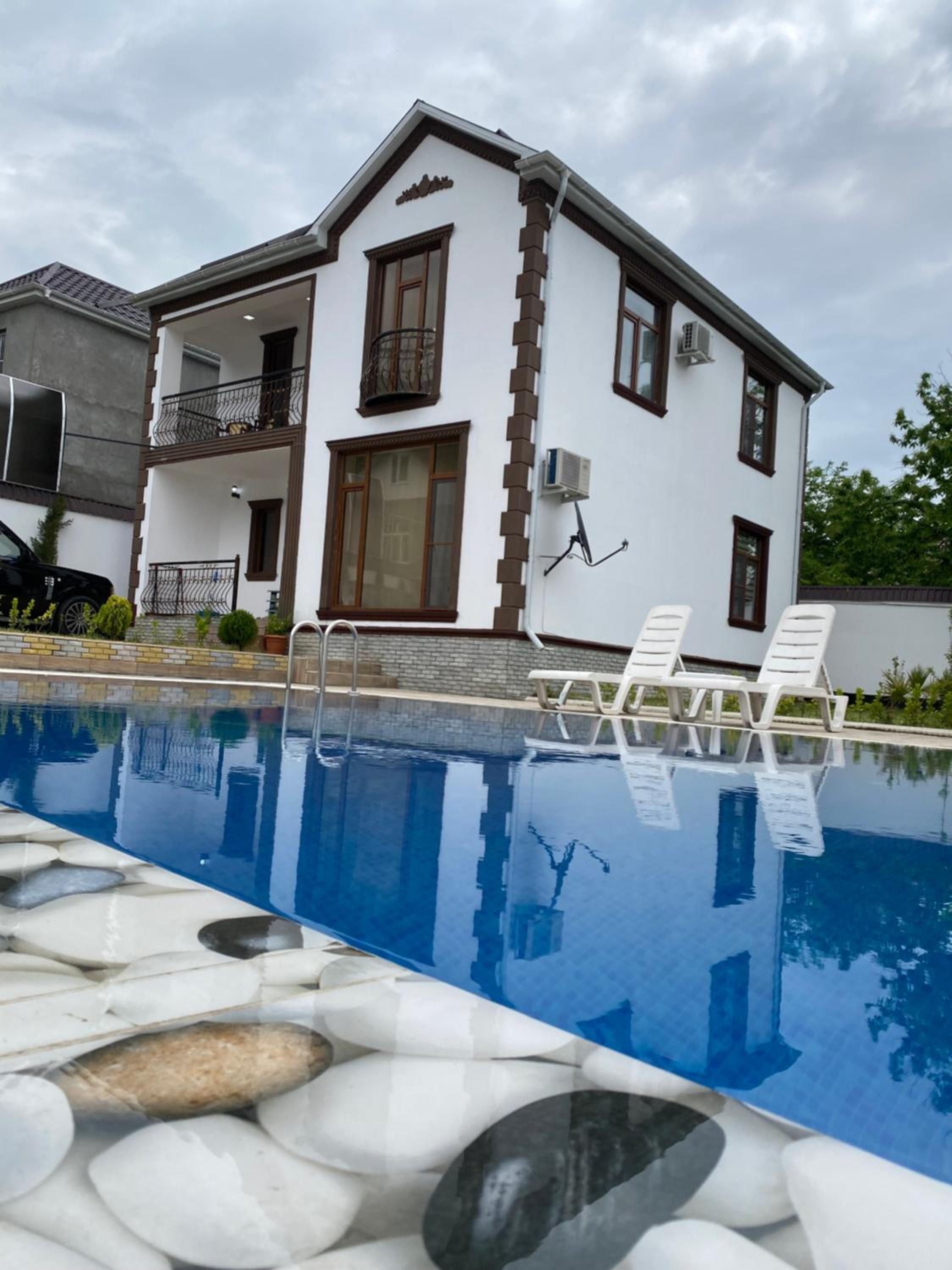 Qafqaz Milan Villa With Outdoor Heated Pool