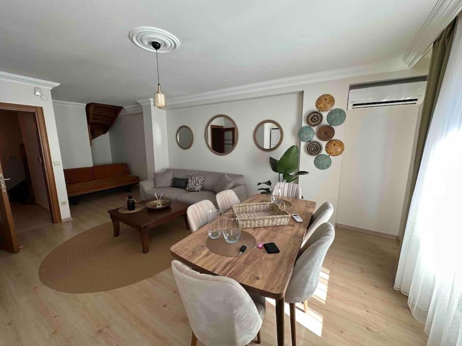 Dublex roof top with AC, perfect location