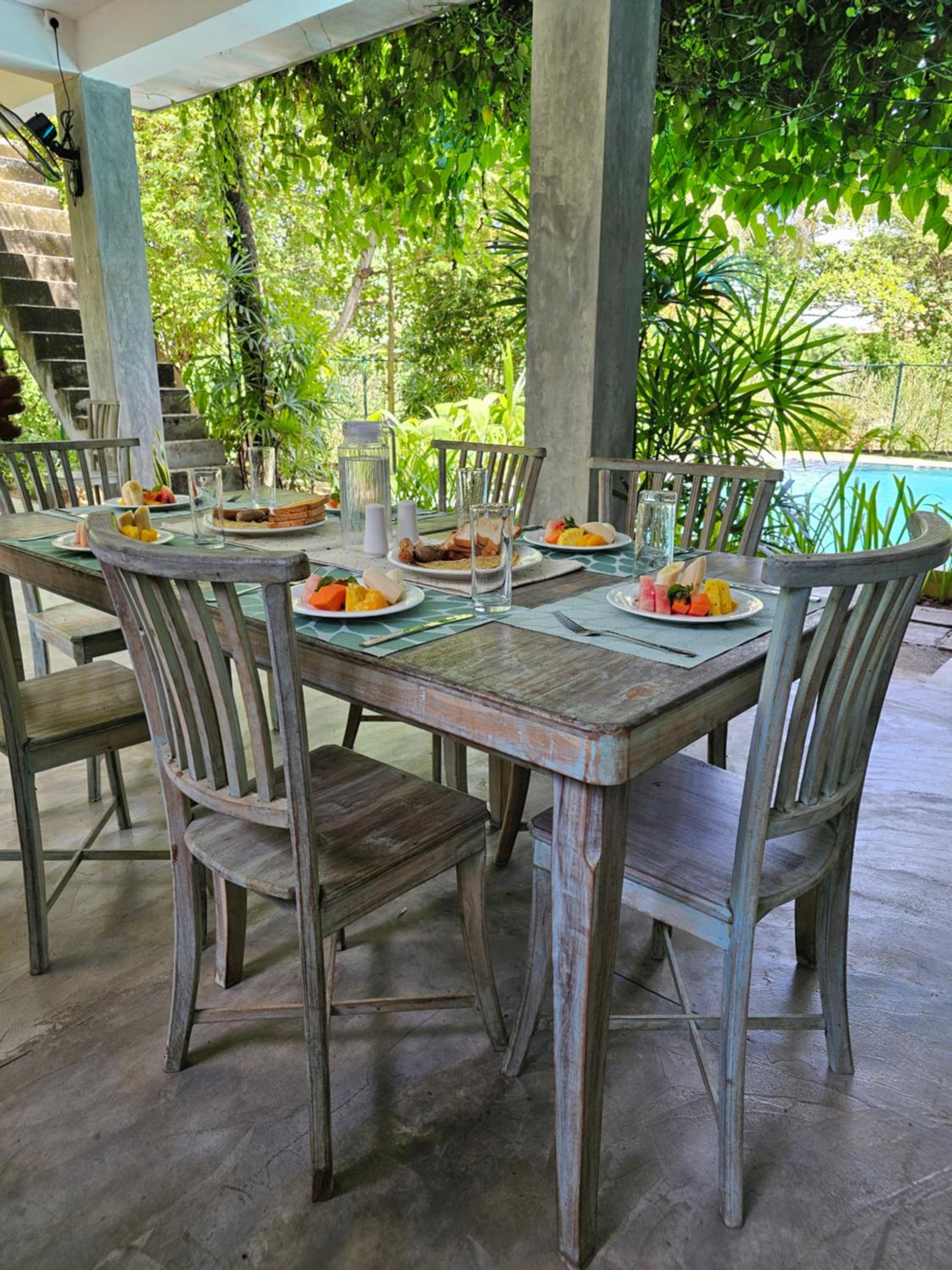 dining