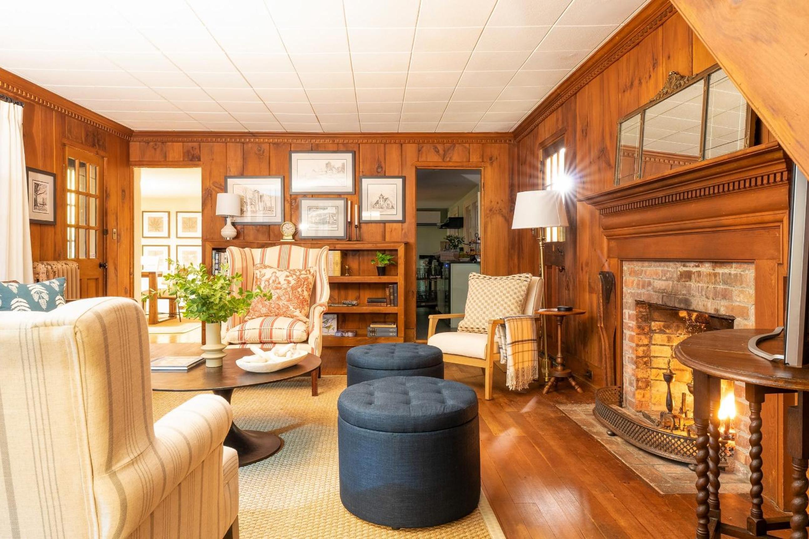 Whitney by AvantStay Private Berkshires Estate
