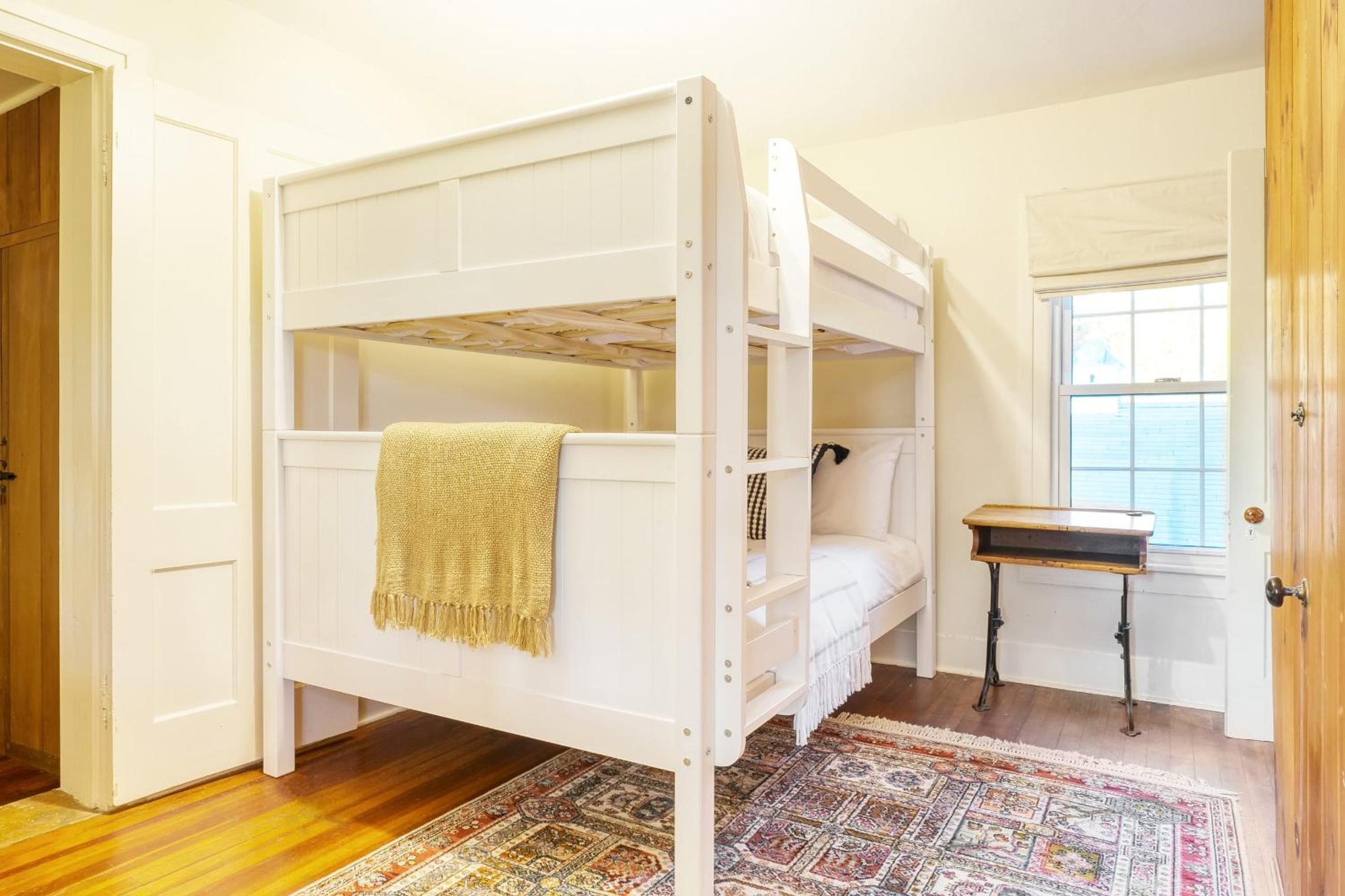 Whitney by AvantStay Private Berkshires Estate