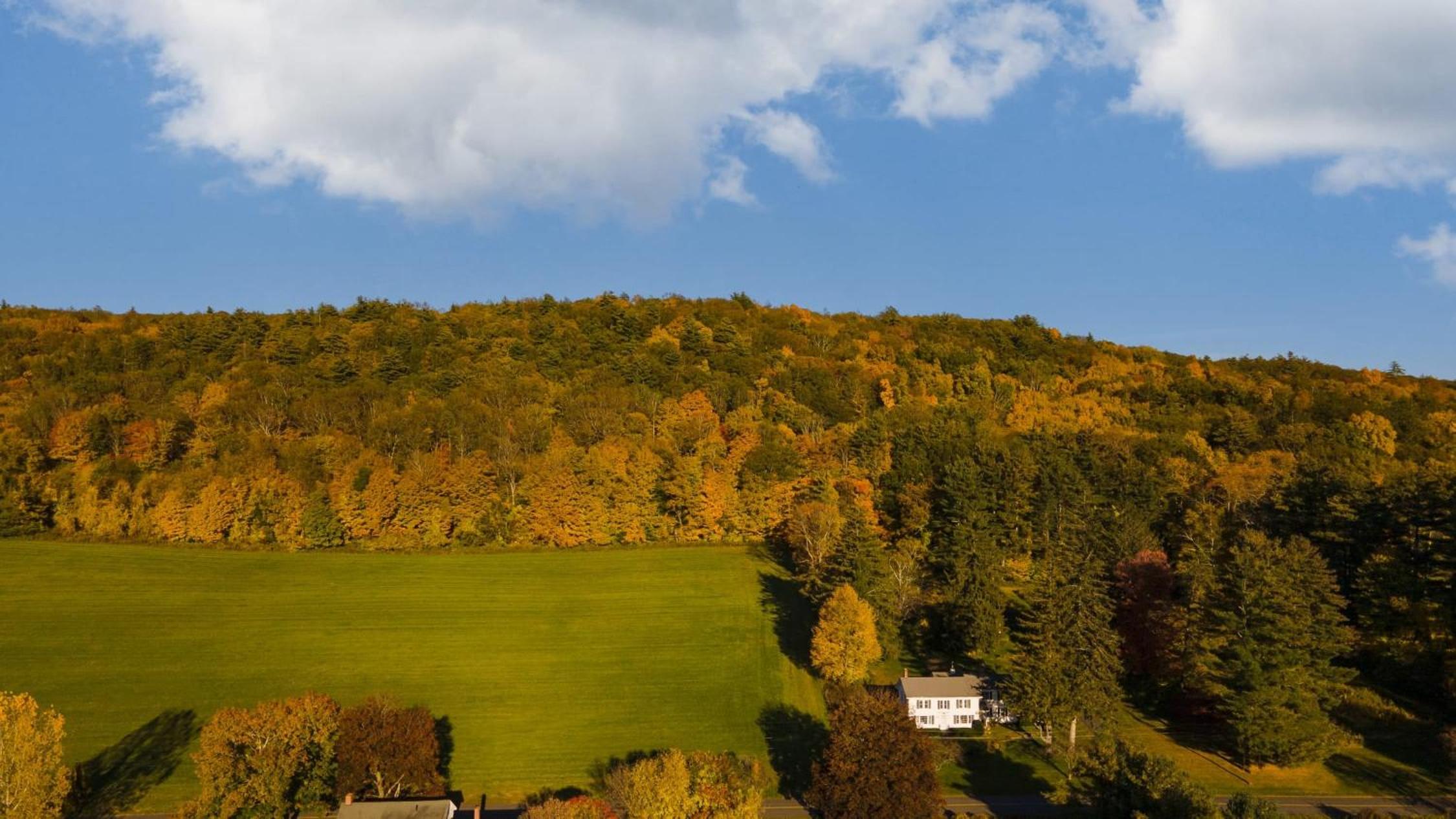 Whitney by AvantStay Private Berkshires Estate
