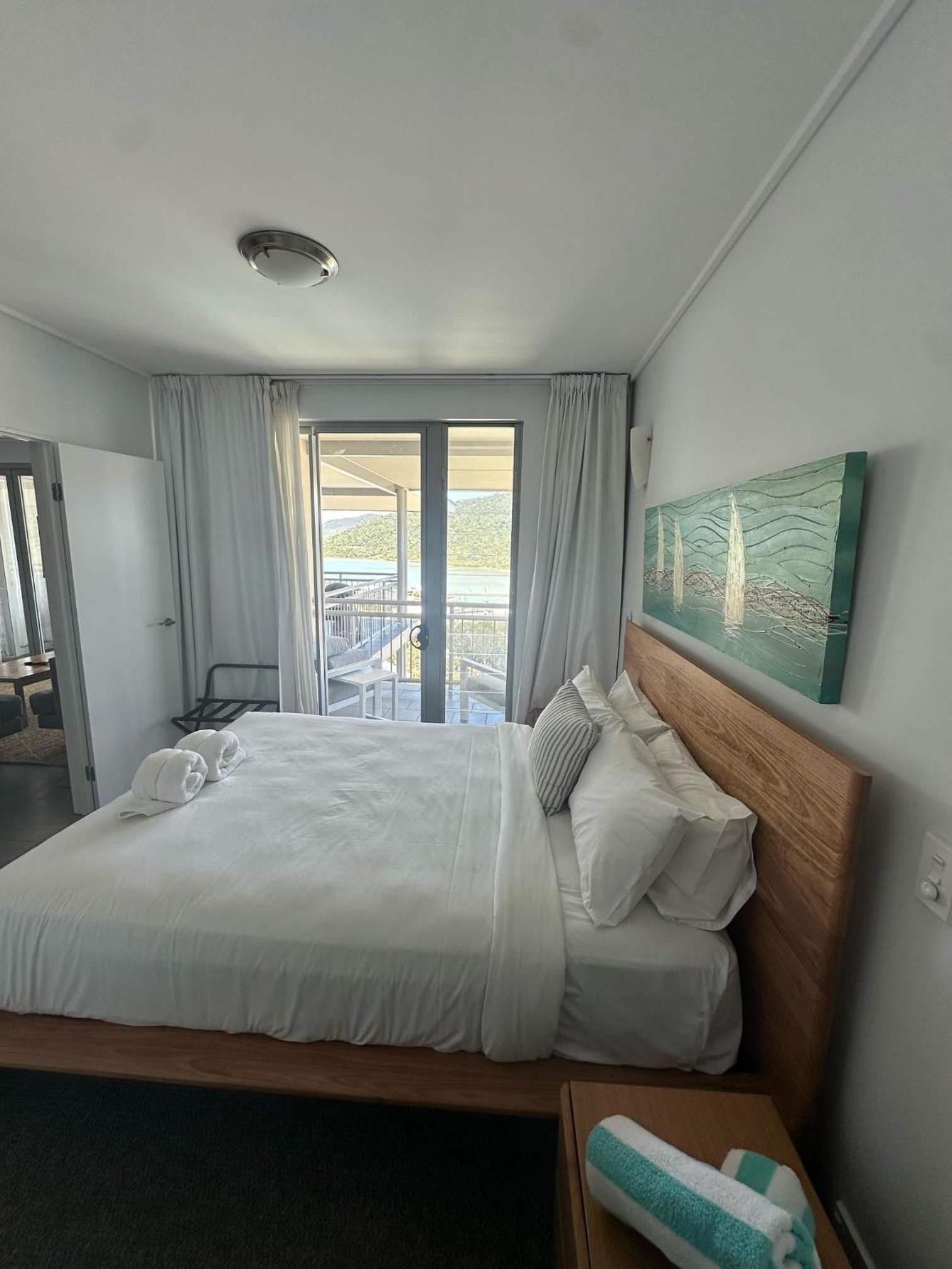 Airlie Beach Ocean Views & Resort Living @ 231