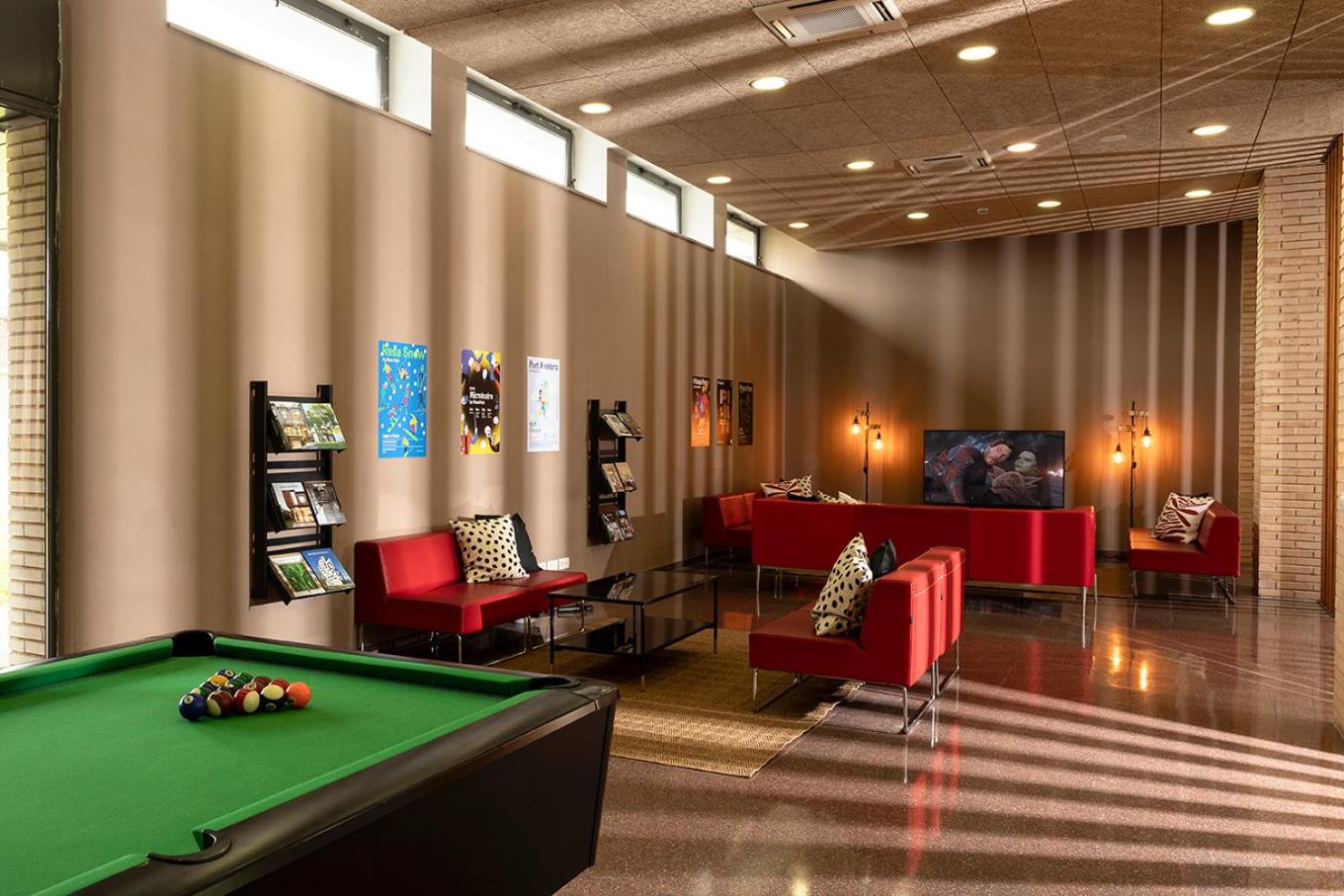 lounge