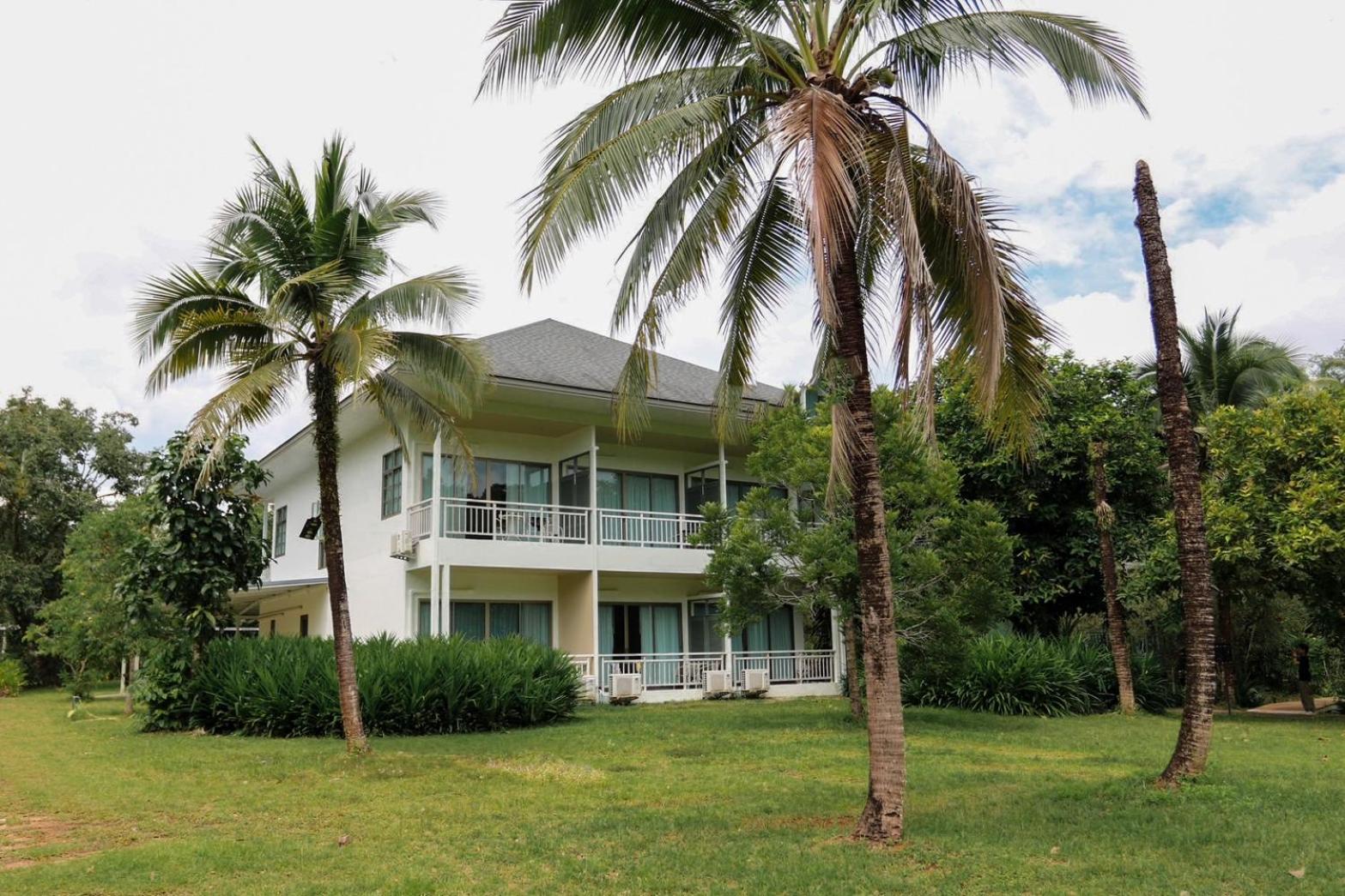 Blu Monkey Pooltara Krabi Hotel & Villas Pet Friendly
