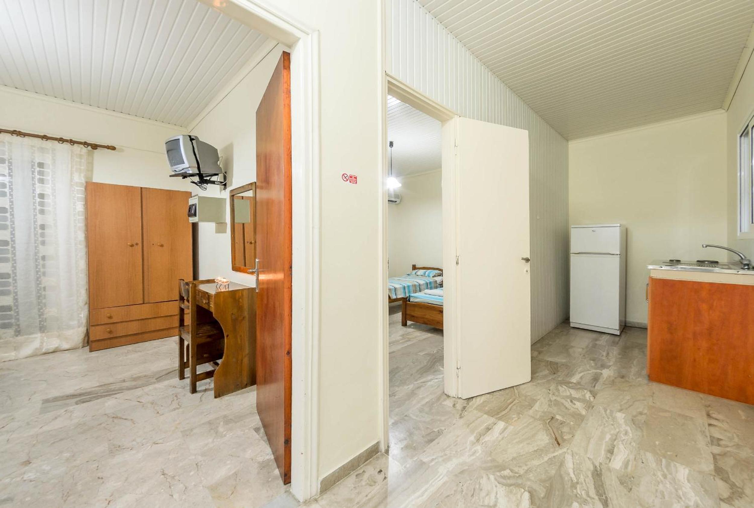Laganas Vacations - Borsalino Studios  Apartments - Property Image 7