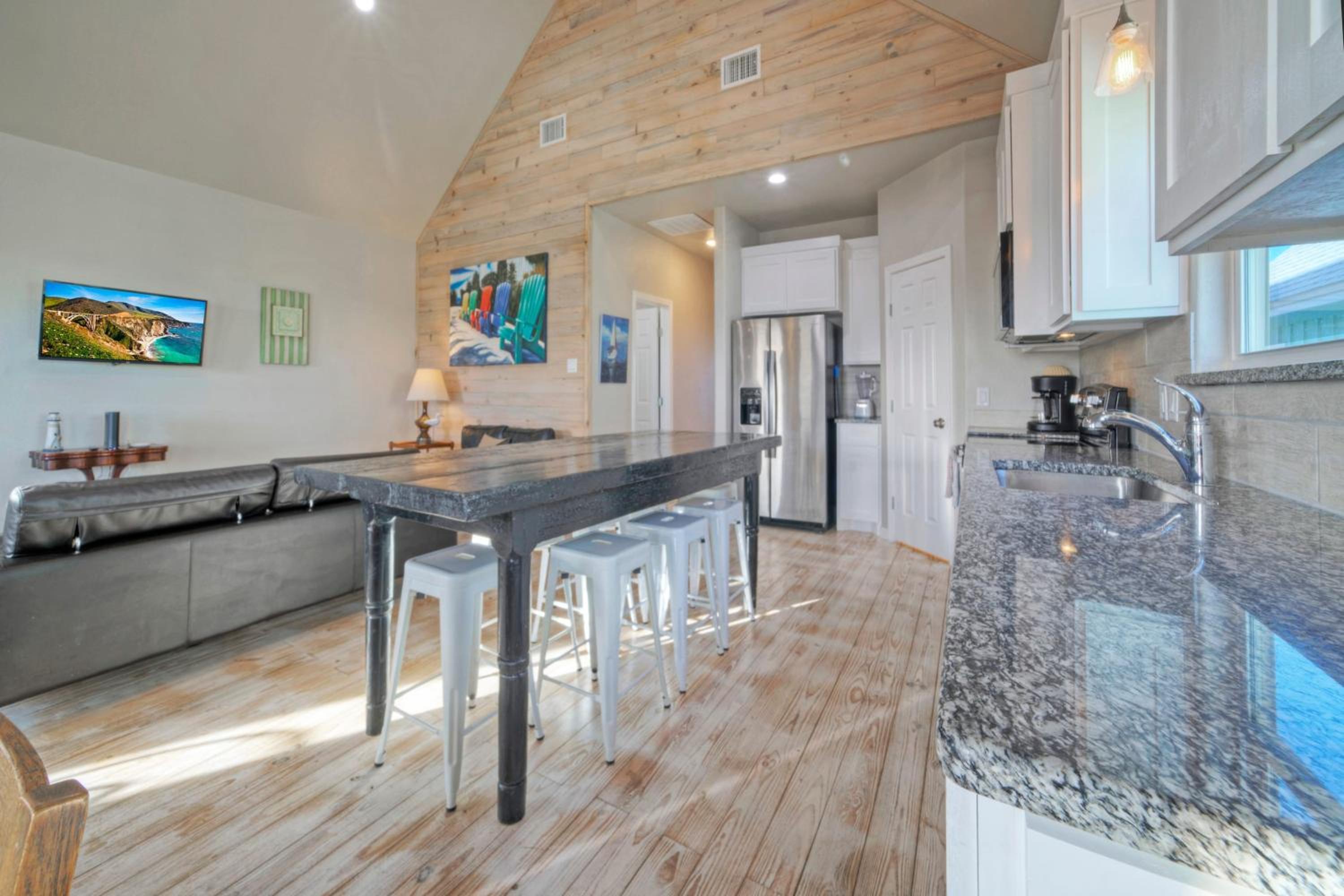2 Homes Sleeps 16 Shared PoolBoat Dock Laguna Village Serenity by AvantStay