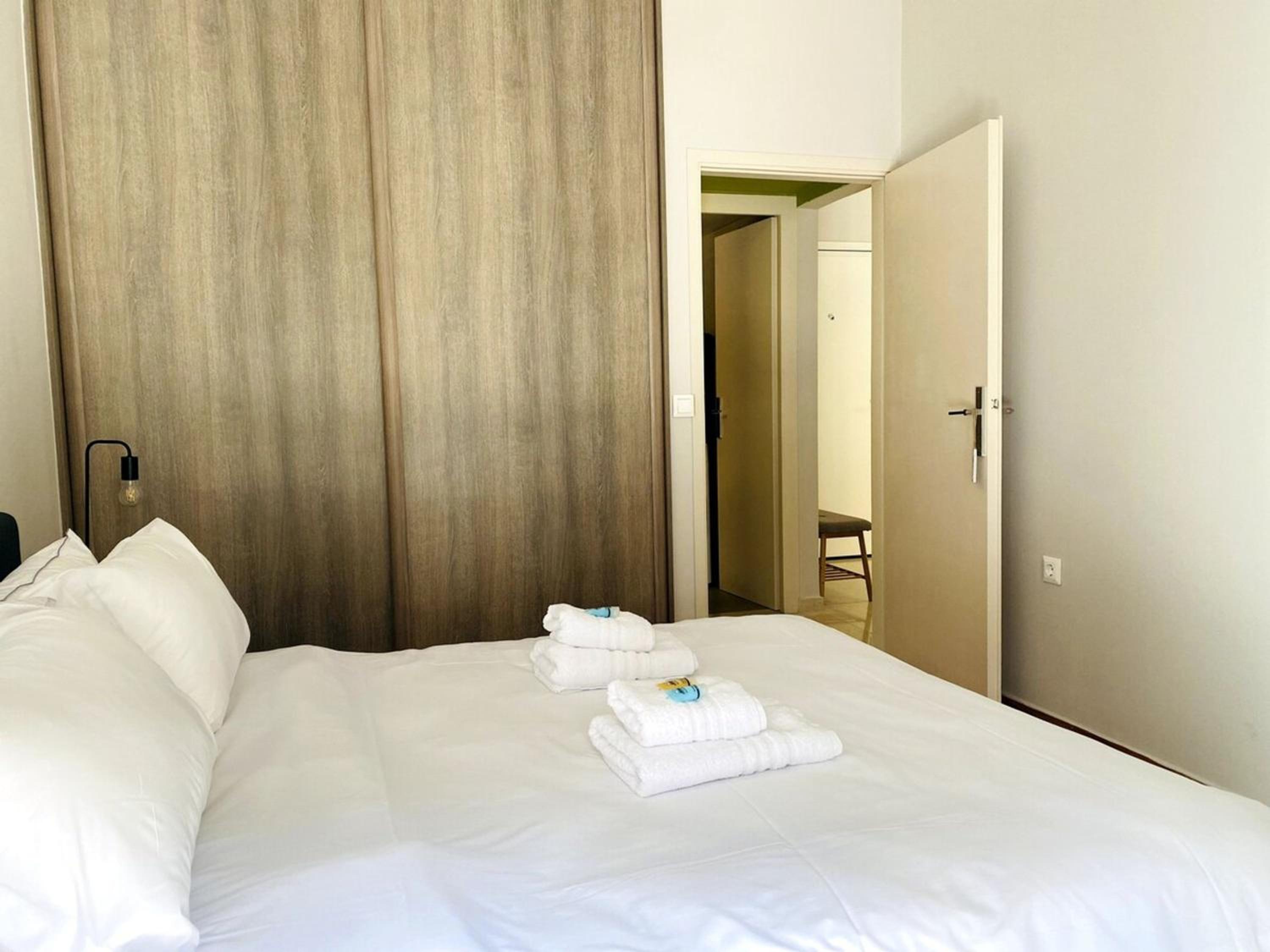 Karyatis - Apartment on the road of history photo 2