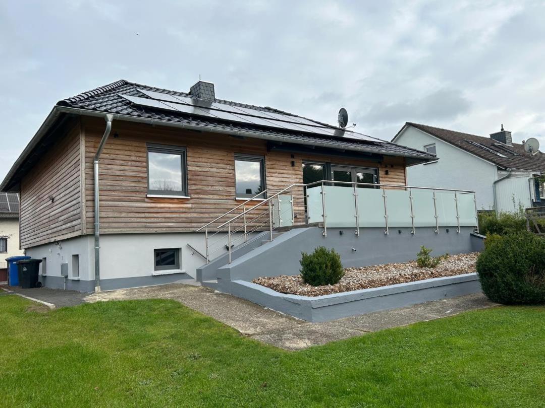 NEU! Moderne Ferienwohnung Knüllwald