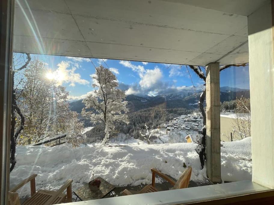 Sonnige Wohnung mit Bergsicht