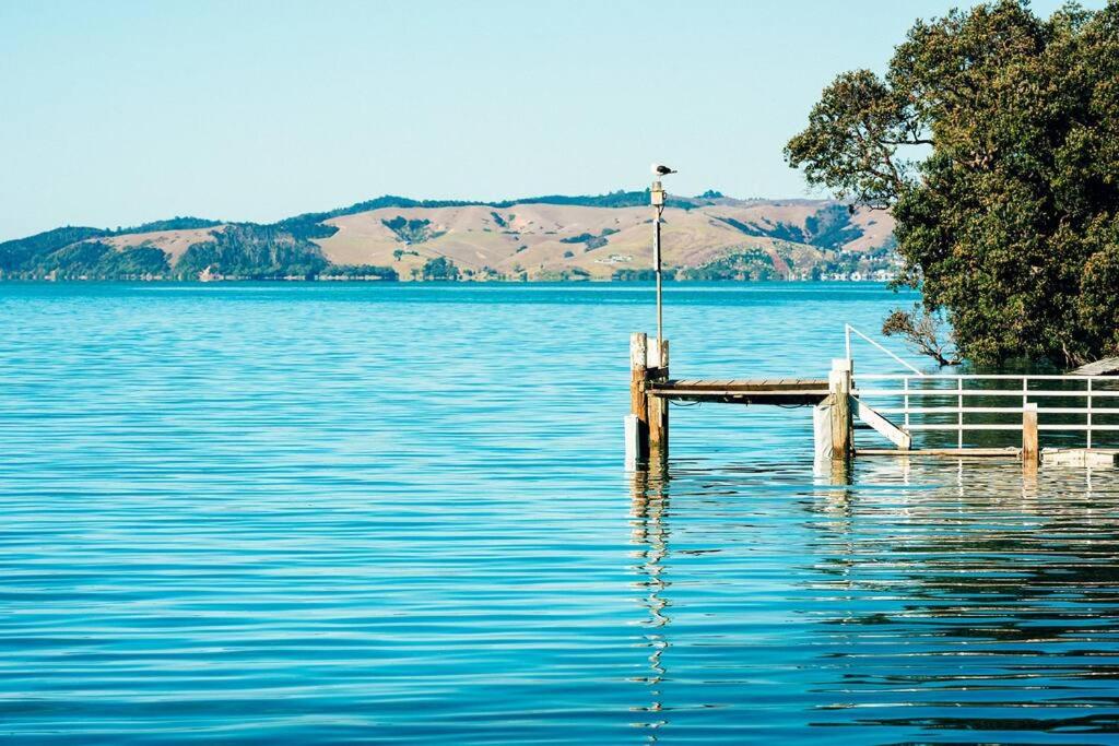 Splashing Tūi Cottage