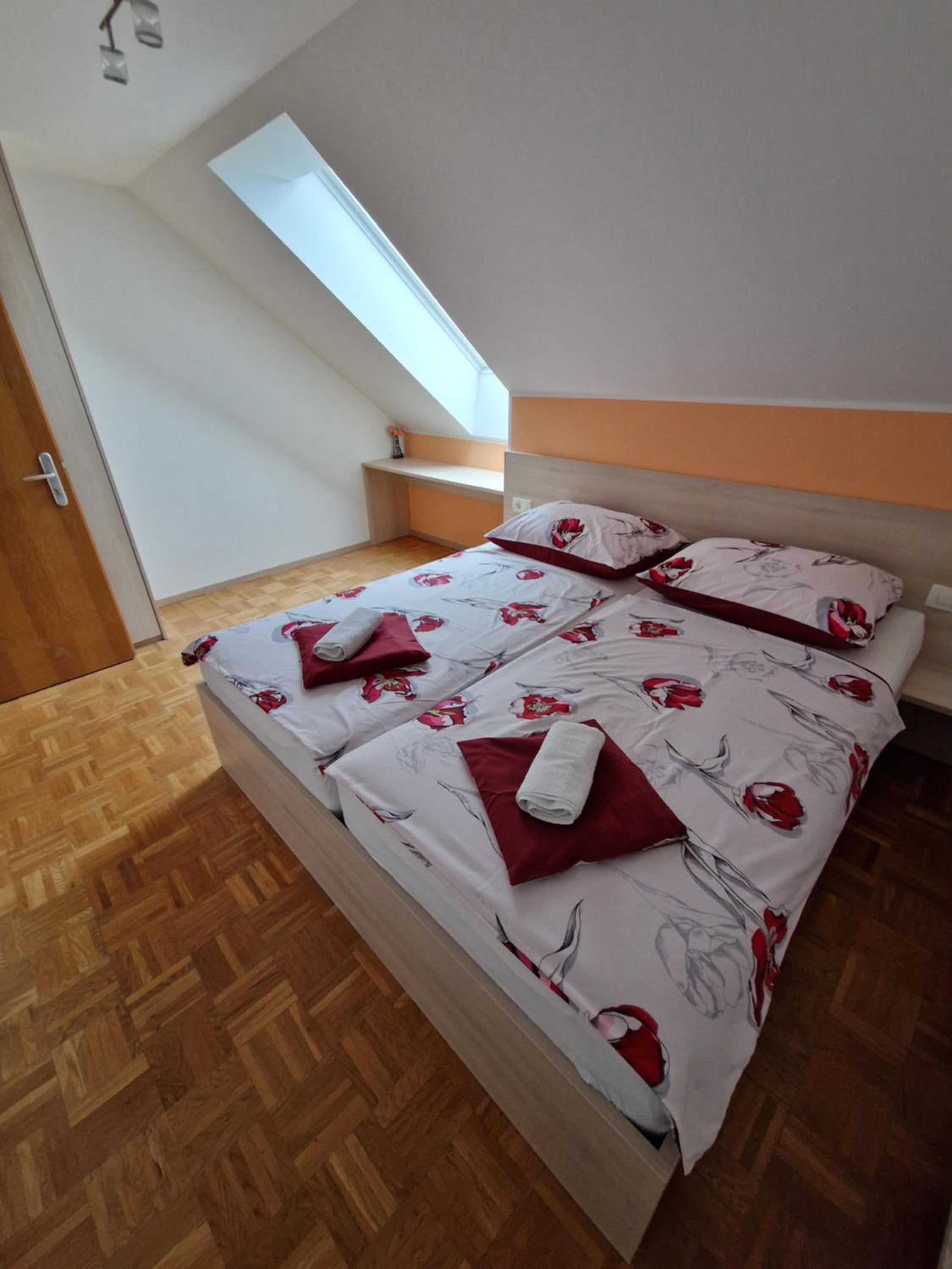 Apartment Ravnik Brod 13