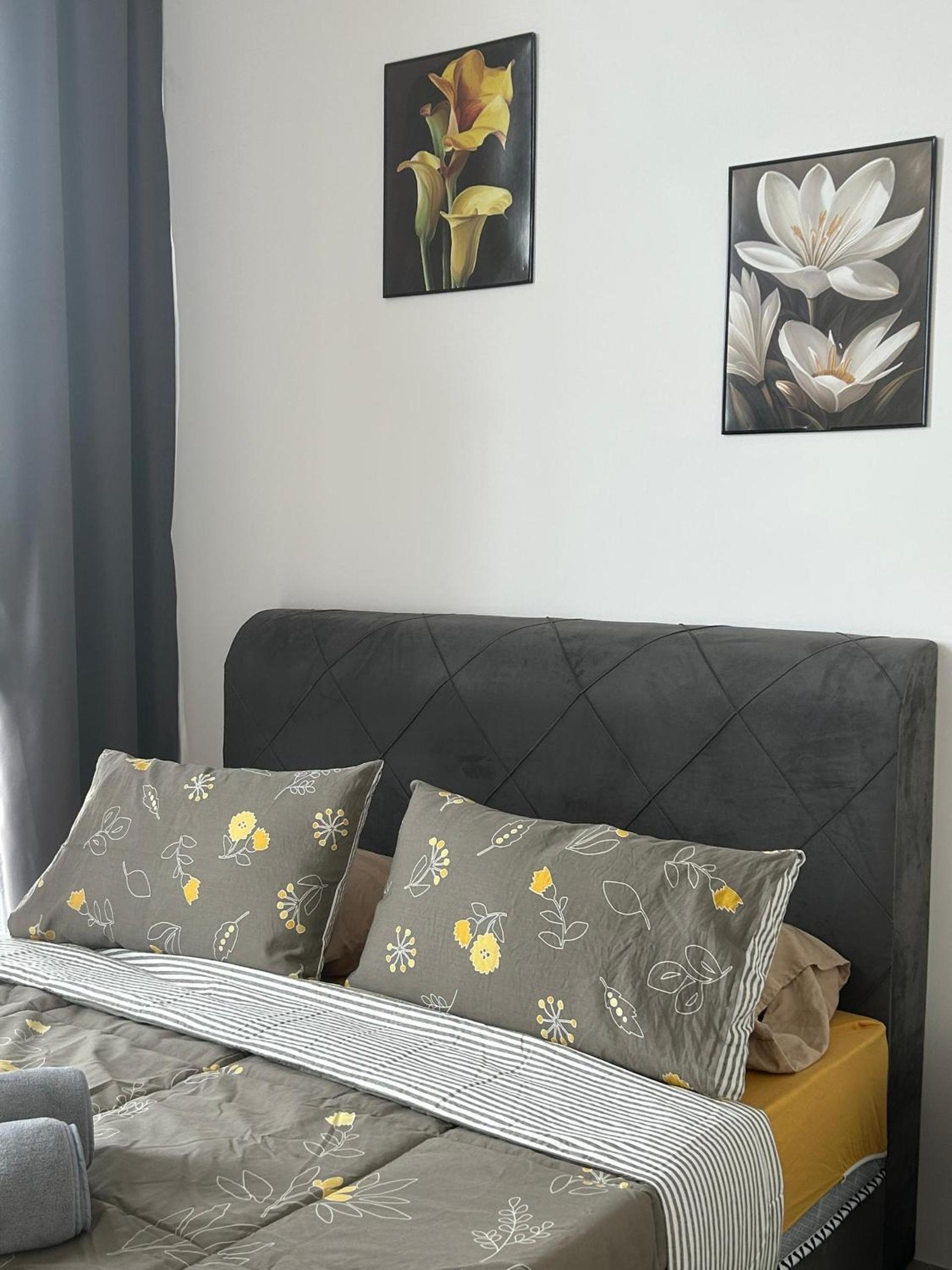 Podium Home 3 for 7pax at AEON Shopping Mall Kuching photo 4