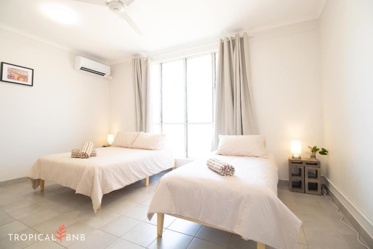 Turtle Place 2 Bed Apt Walk To Foreshore