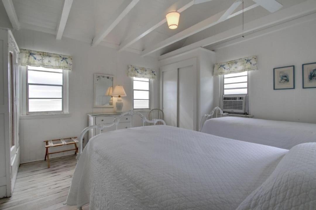 1111 Middle Street by AvantStay Charming Historic Cottage Featured in Dear John Movie Beach Access