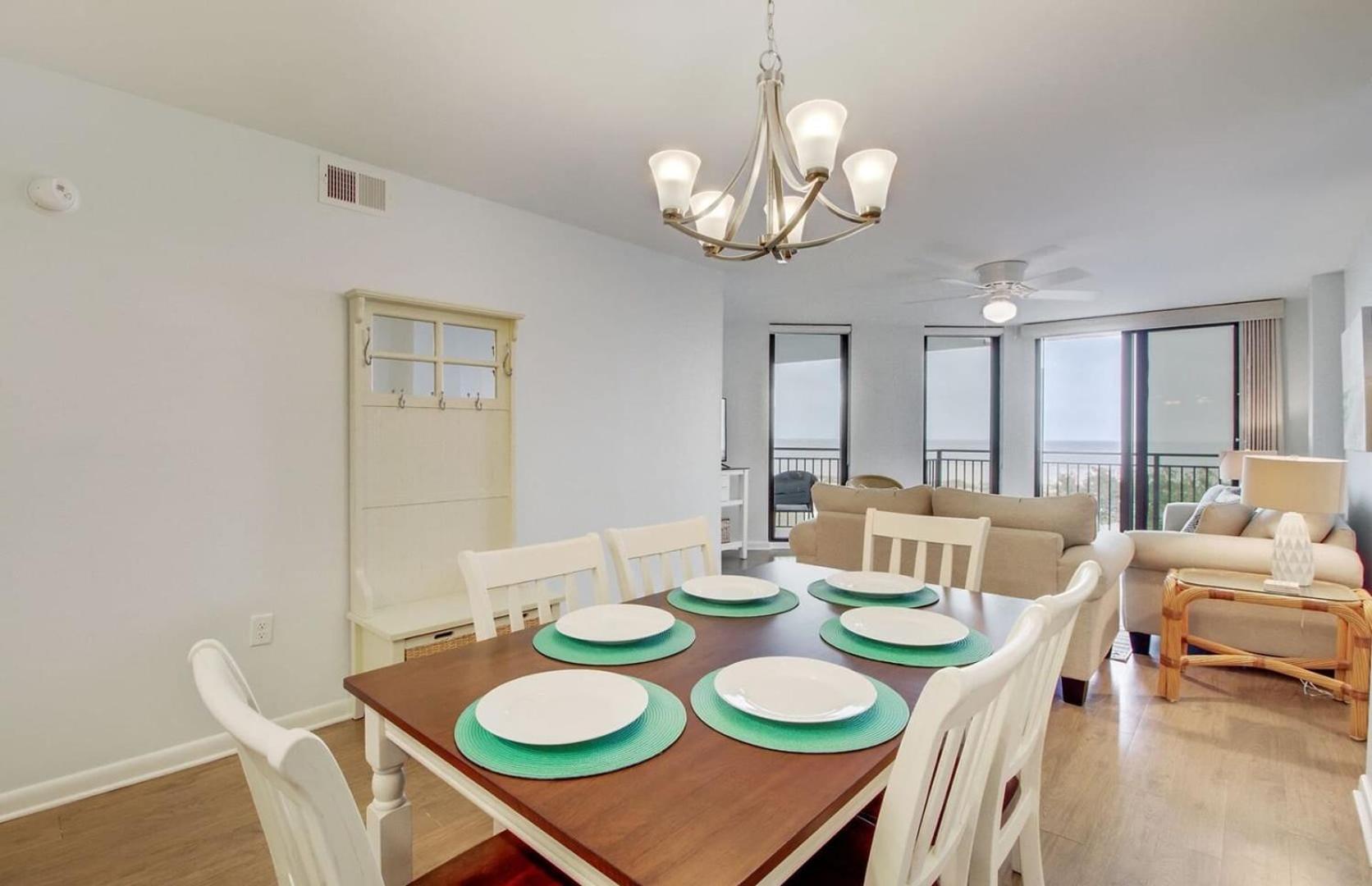322 D Shipwatch by AvantStay Community Pool Access Close to Beach