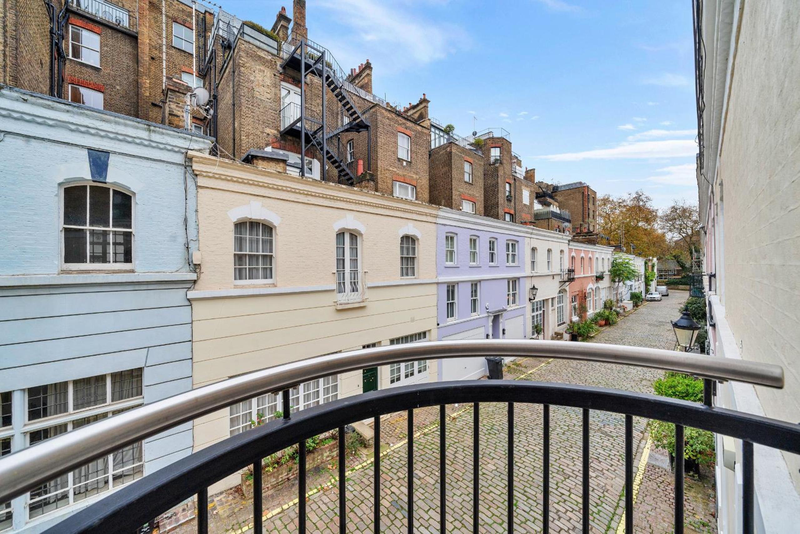 Finest Retreats - Kensington Residence view 4