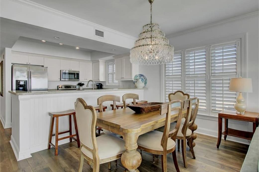 301 Ocean Palms by AvantStay Ocean Front Home w Amazing Sea Views