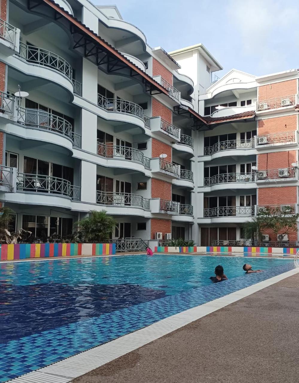 Perdana Beach Apartment photo 3