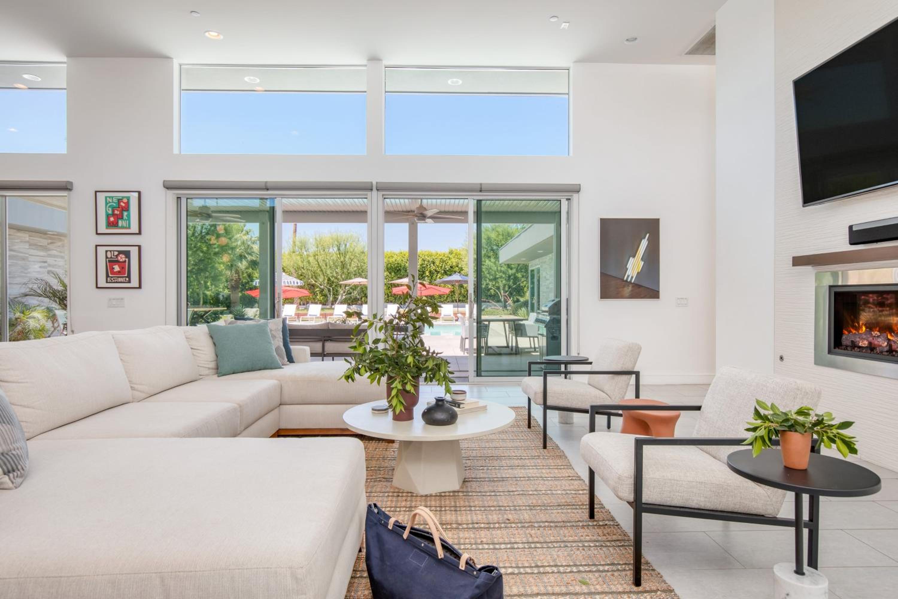 Sleeps 28 Putting Green Bocce Ball Near Coachella Polo Villas Sol